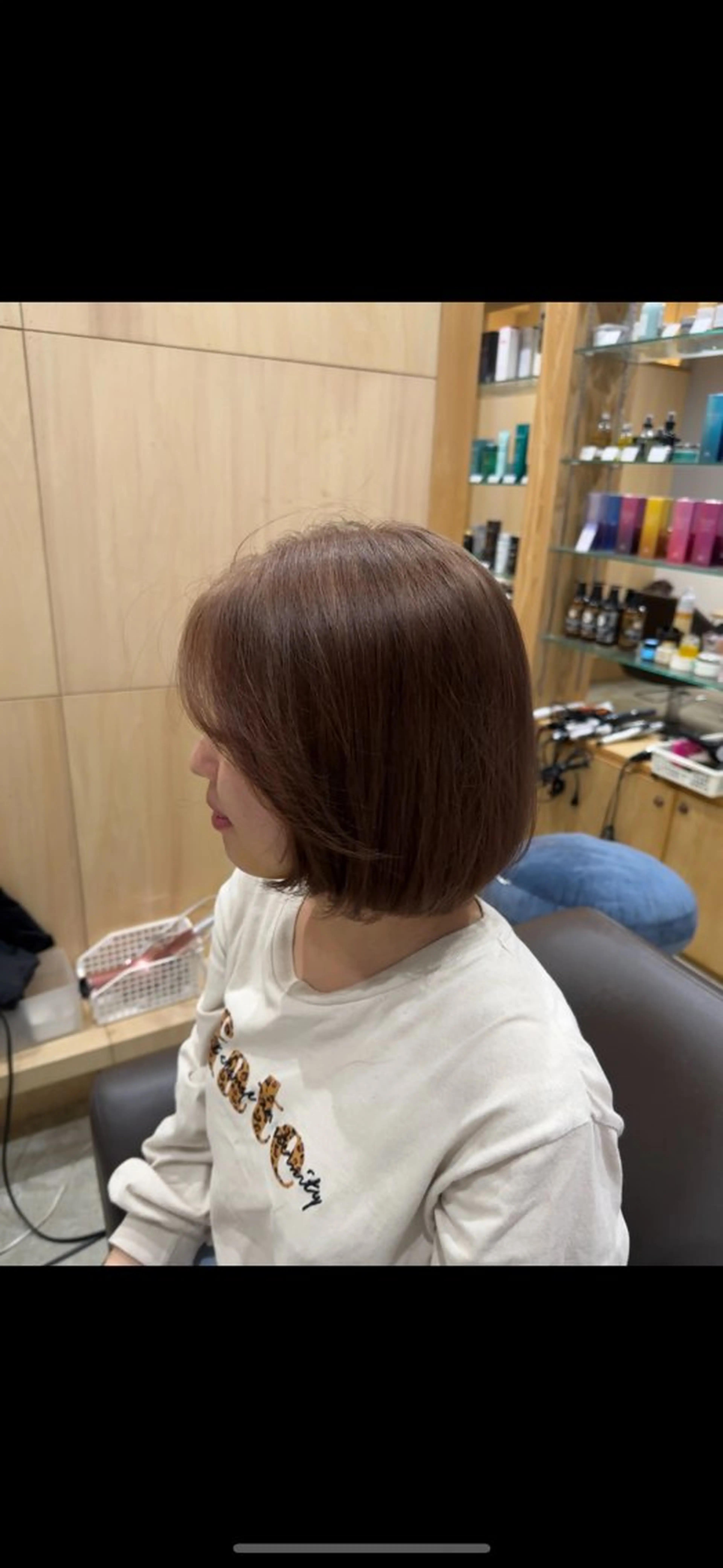 ショート カット ヘアカラー トリートメント miloc MOMOKAのヘアスタイル