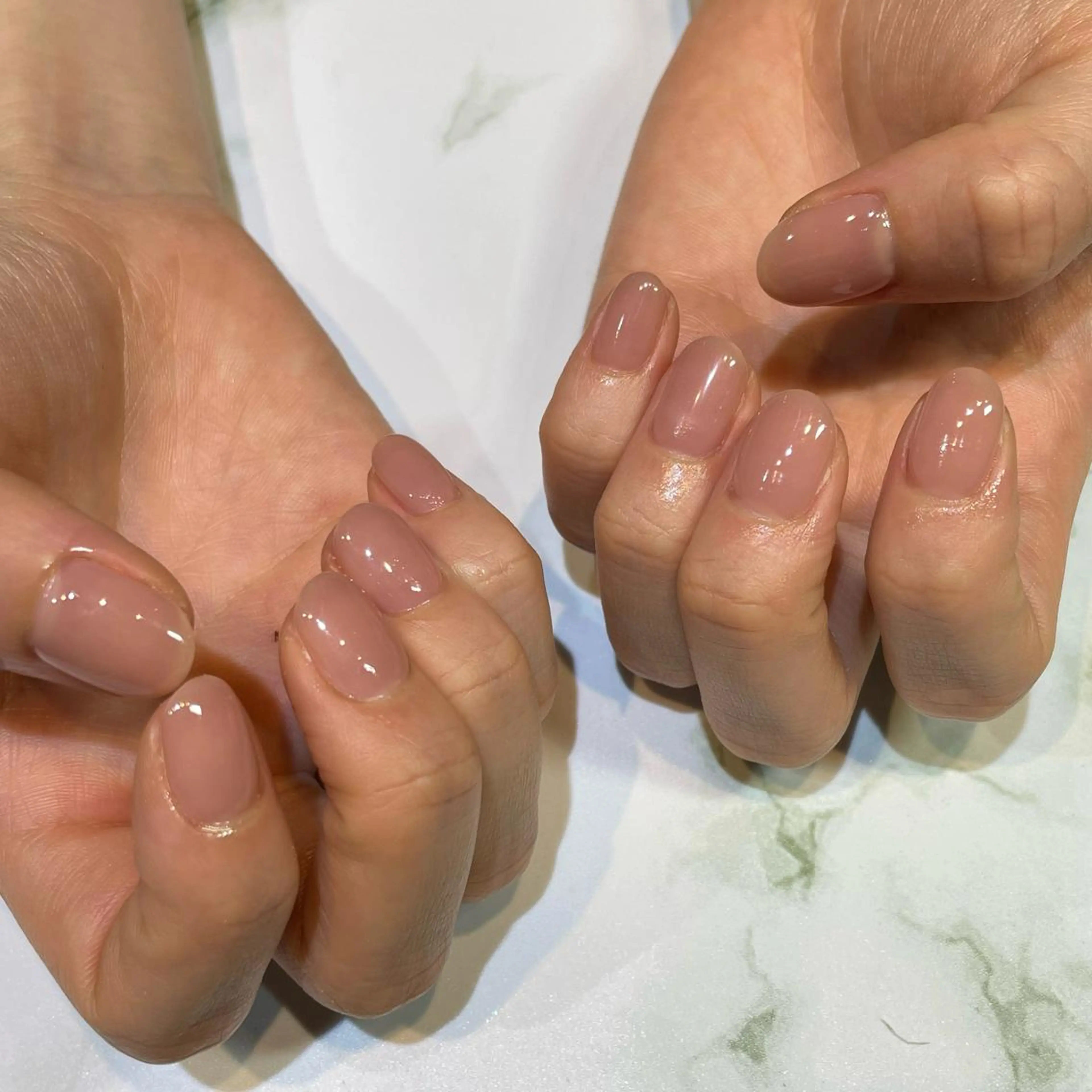 ネイル ワンカラーネイル ハンドネイル 糀屋 彩奈のネイルデザイン