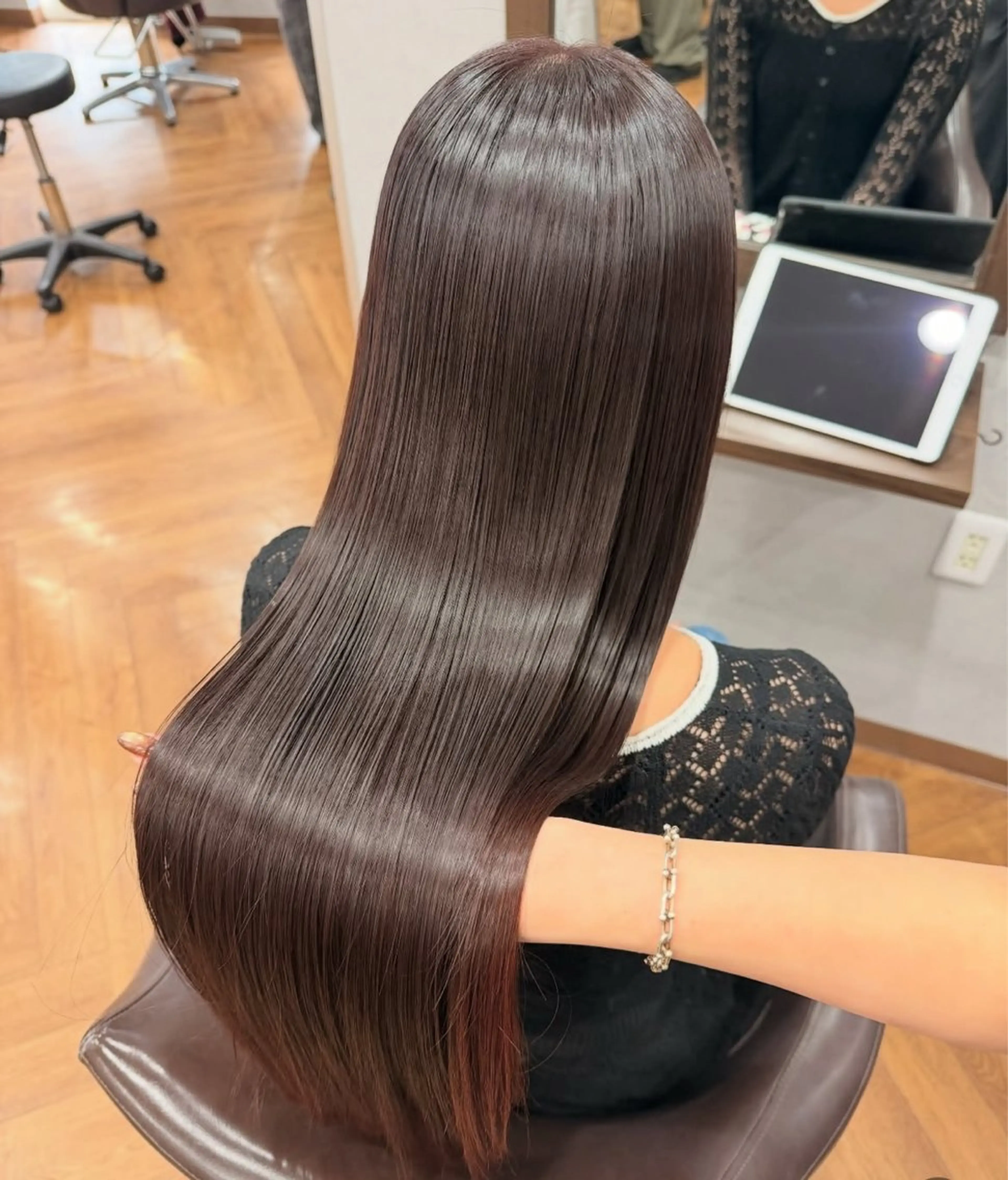 ロング 髪質改善 𝗋𝗂𝗌𝖺 ୨୧⟡.·のヘアスタイル