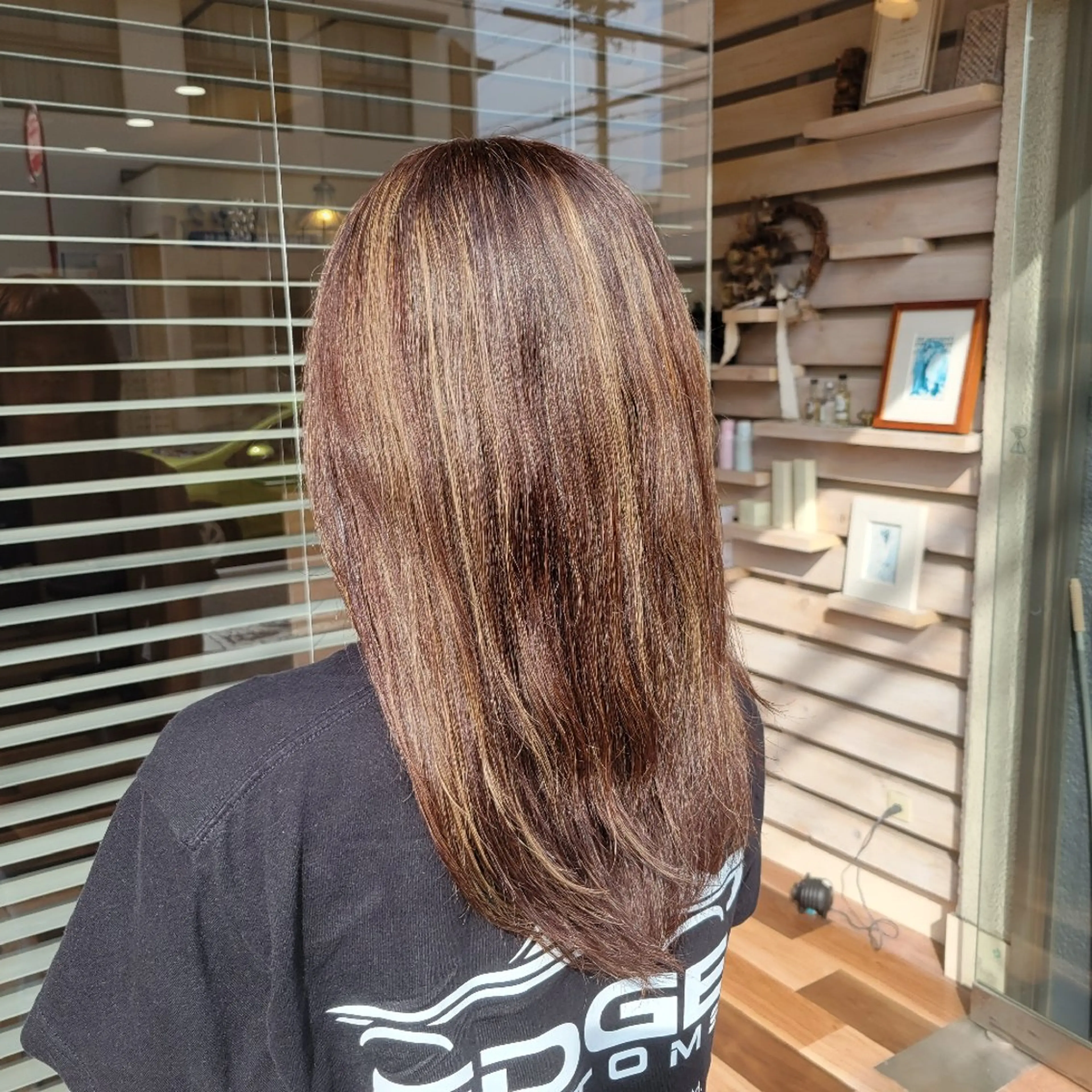 ロング カラー な ほのヘアスタイル