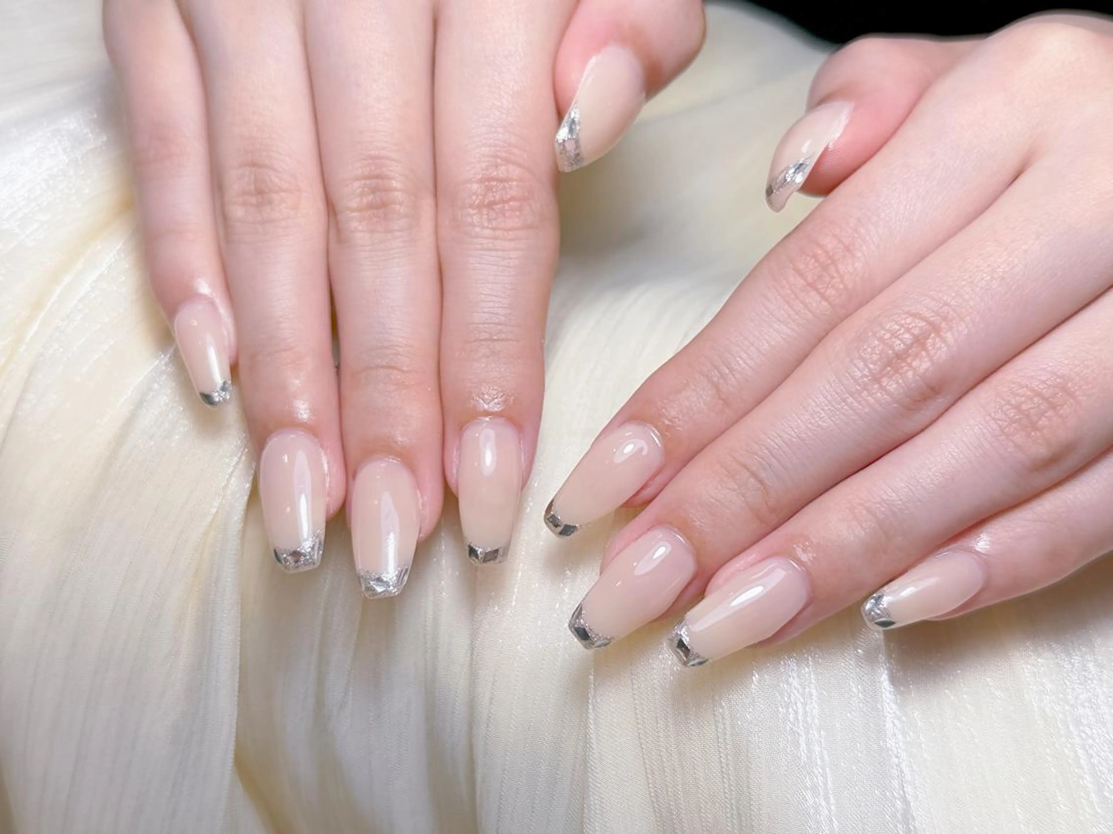 ネイル ハンドネイル ハンドケア Lumina _MIOのネイルデザイン