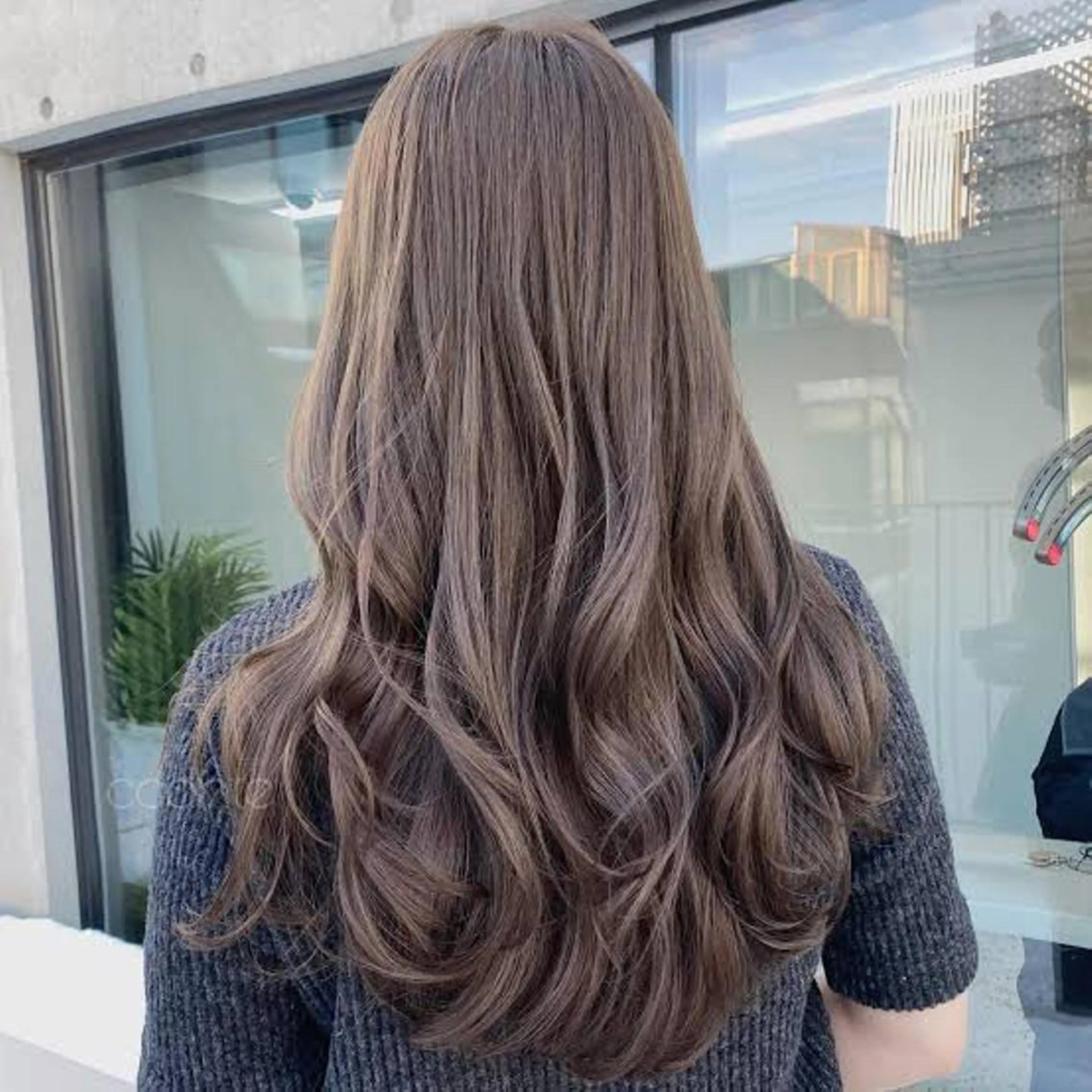 セミロング 髪質改善ストレート Airi🪽🫧のヘアスタイル