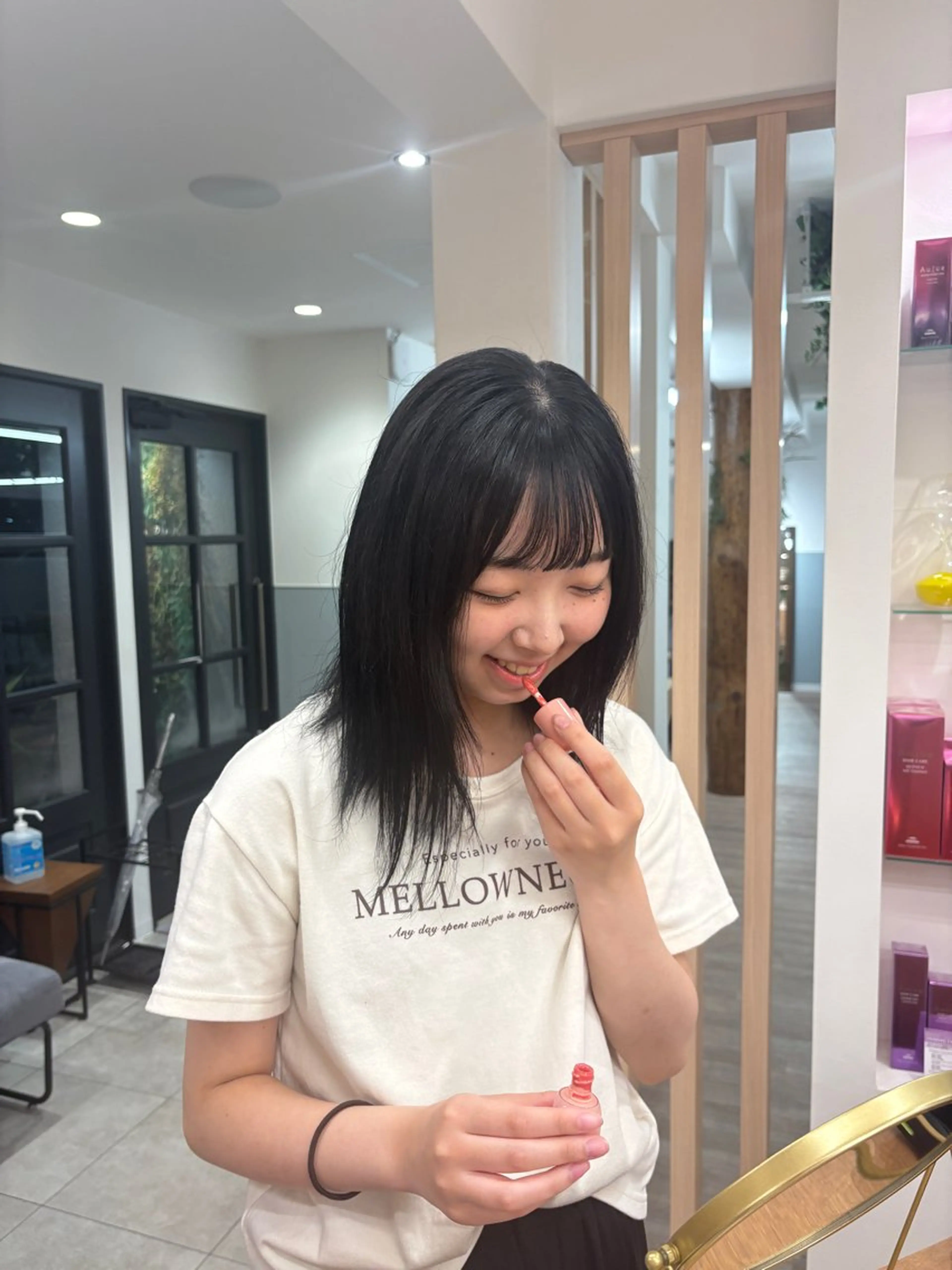 ミディアム AKIHO 暖色カラーのヘアスタイル