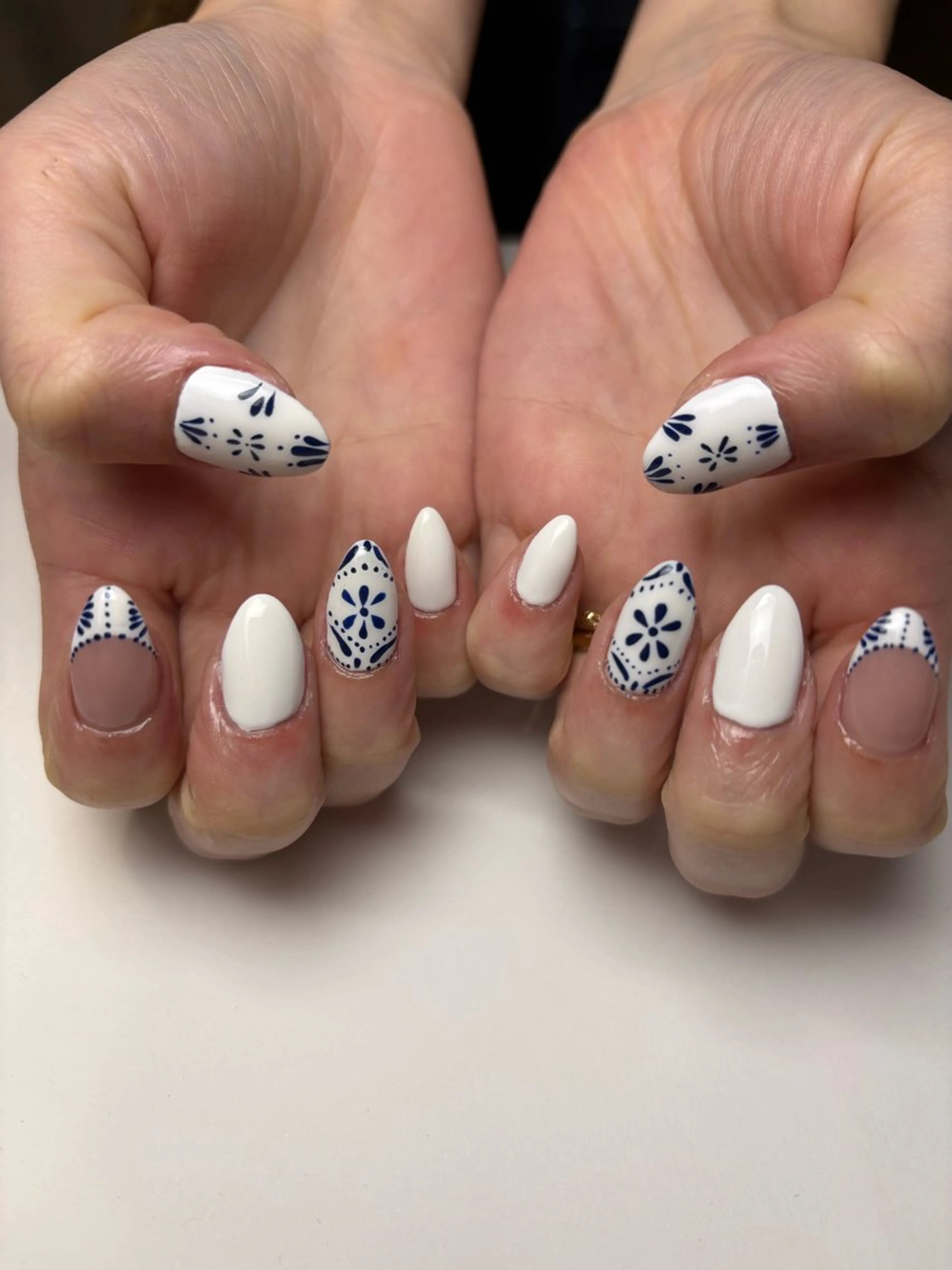 ネイル ハンドネイル 手描き🌸ニュアンス monny nailのネイルデザイン