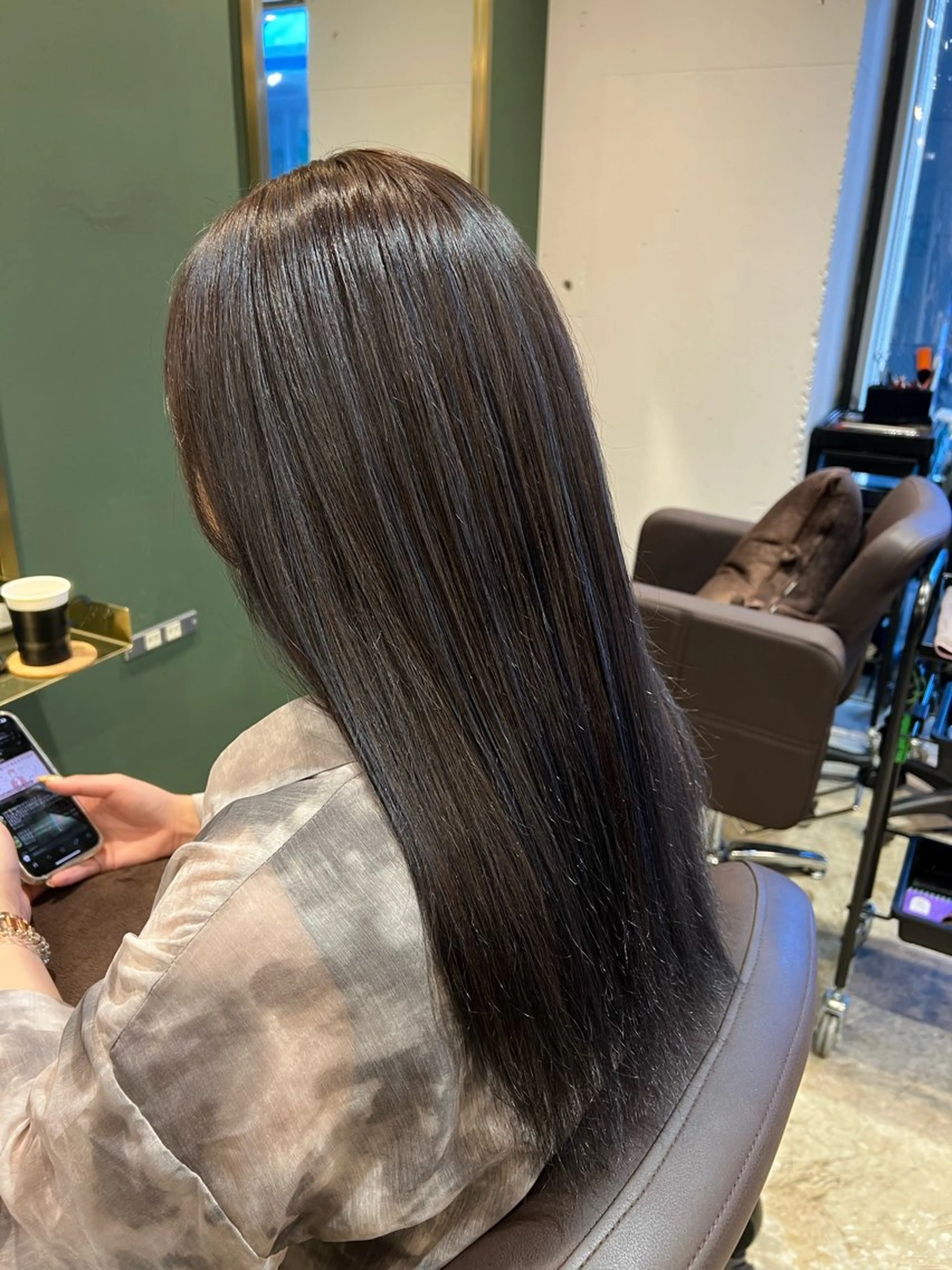 ロング カラー ハイライトカラー ハイライト ヘアカラー トリートメント ヘッドスパ カラースペシャリスト しょう🧑🏼‍🎨のヘアスタイル