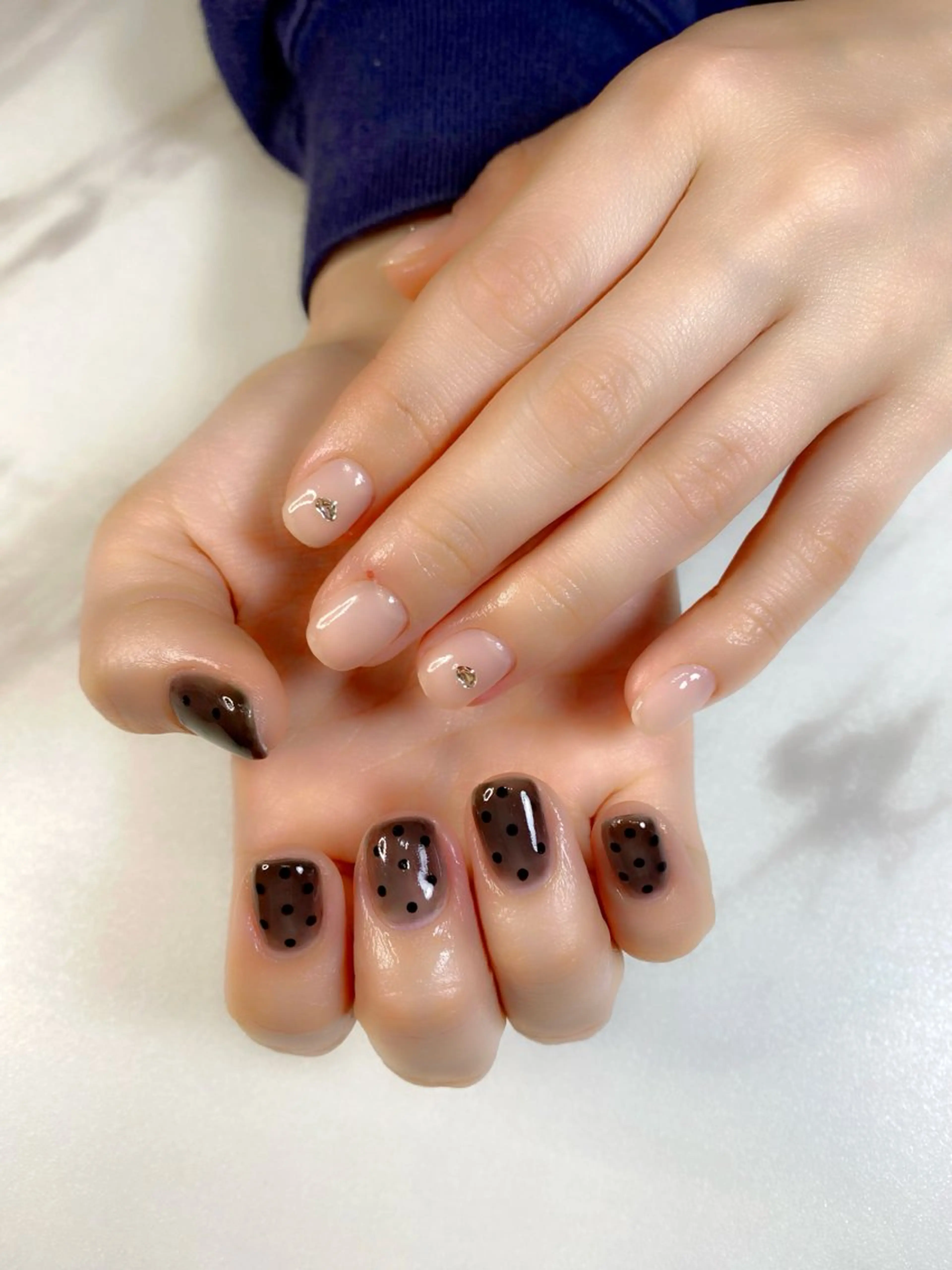 ネイル ドット オフィスネイル シンプルネイル iro+ nailのネイルデザイン