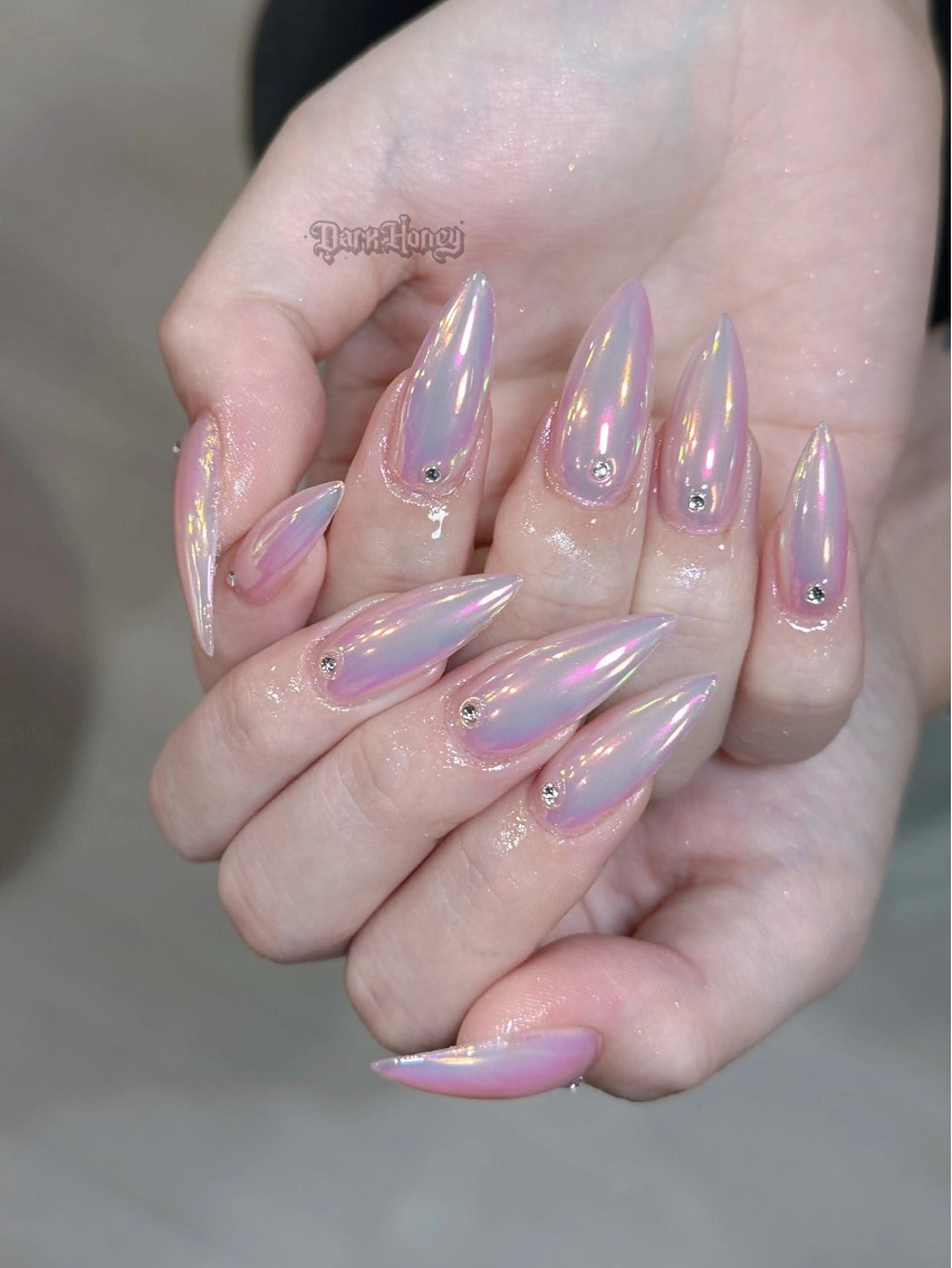 ネイル ハンドネイル Dark Honey Susuのネイルデザイン