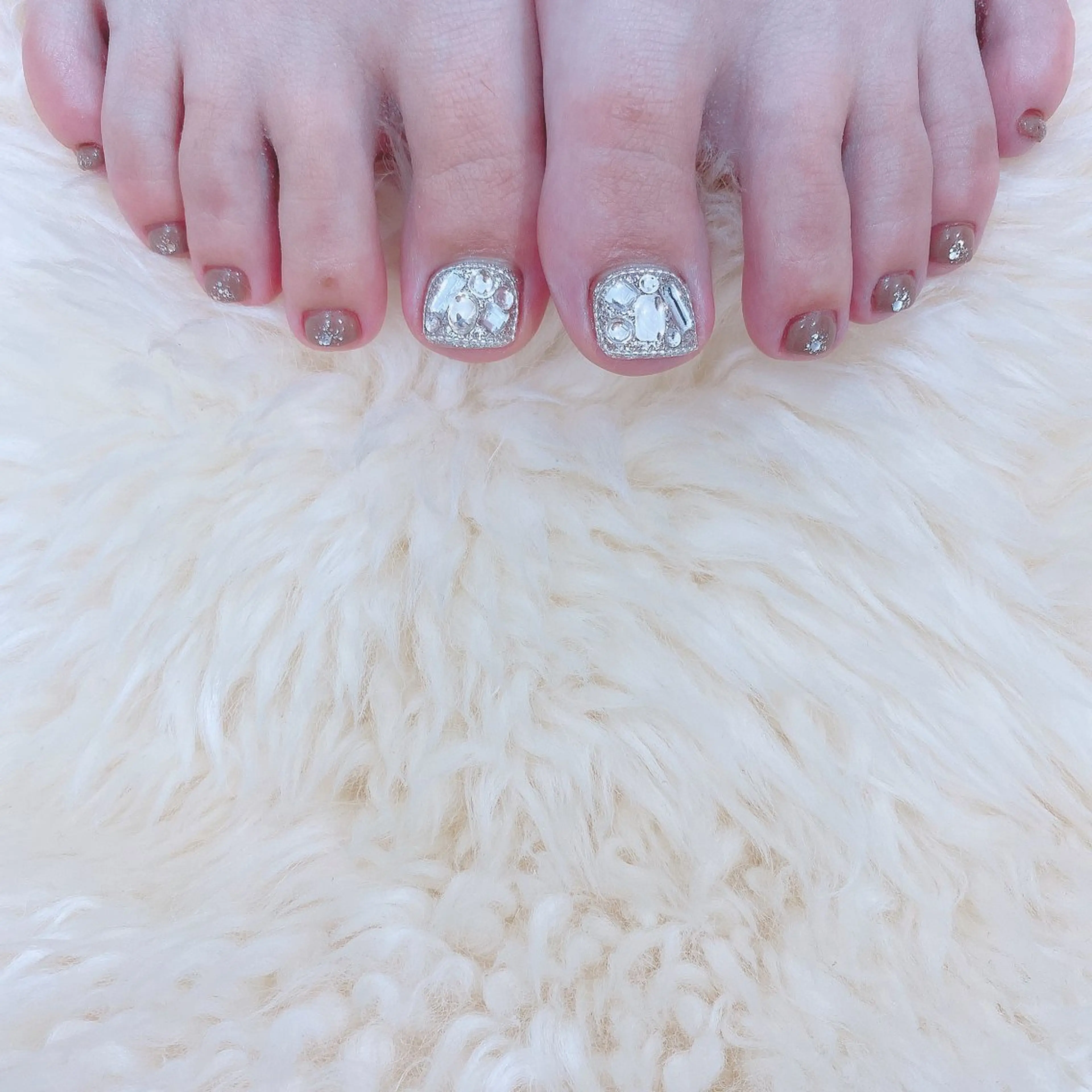 ネイル フットネイル SOL NAILのネイルデザイン