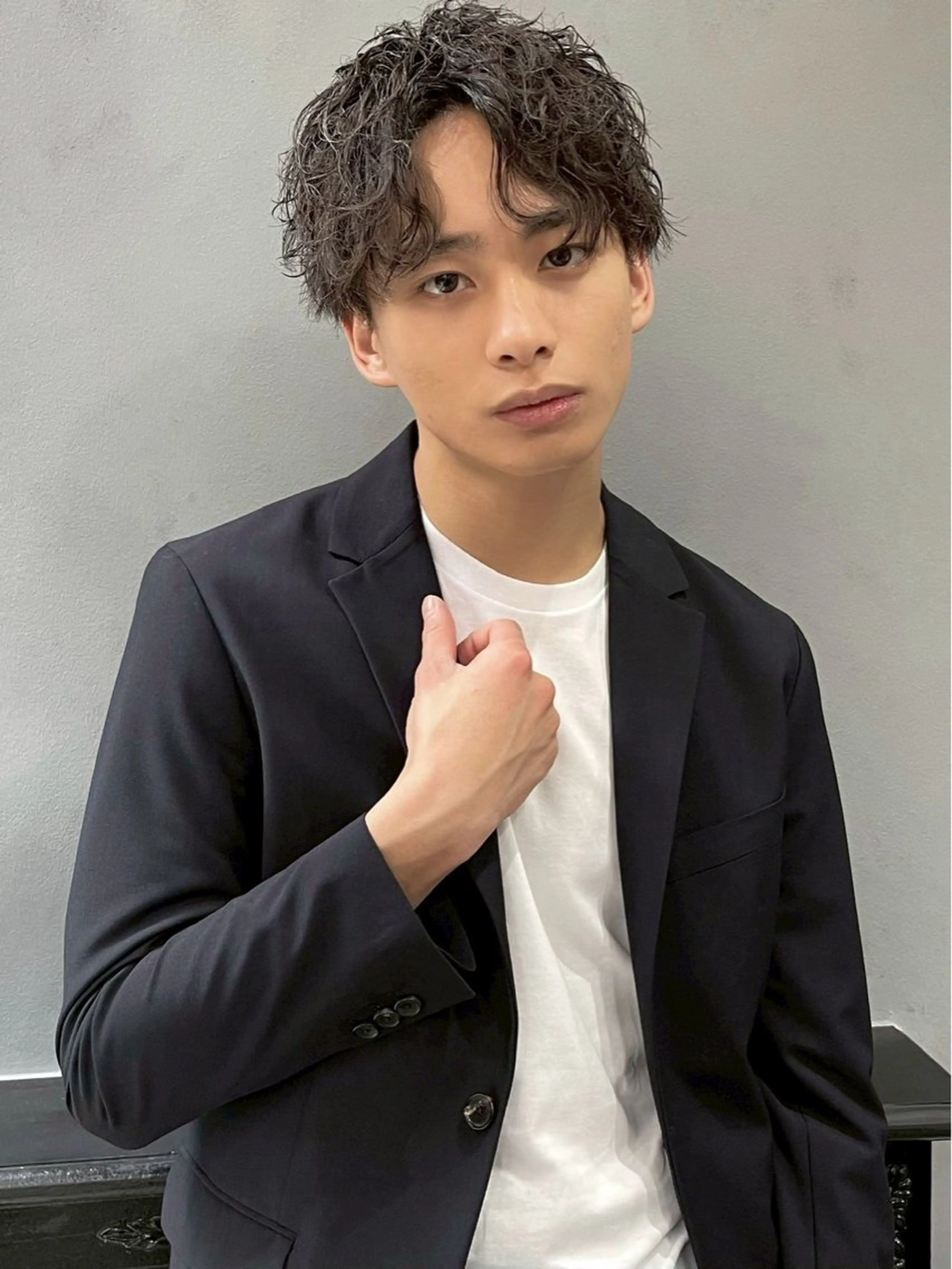 カラー 山本 和弥のヘアスタイル