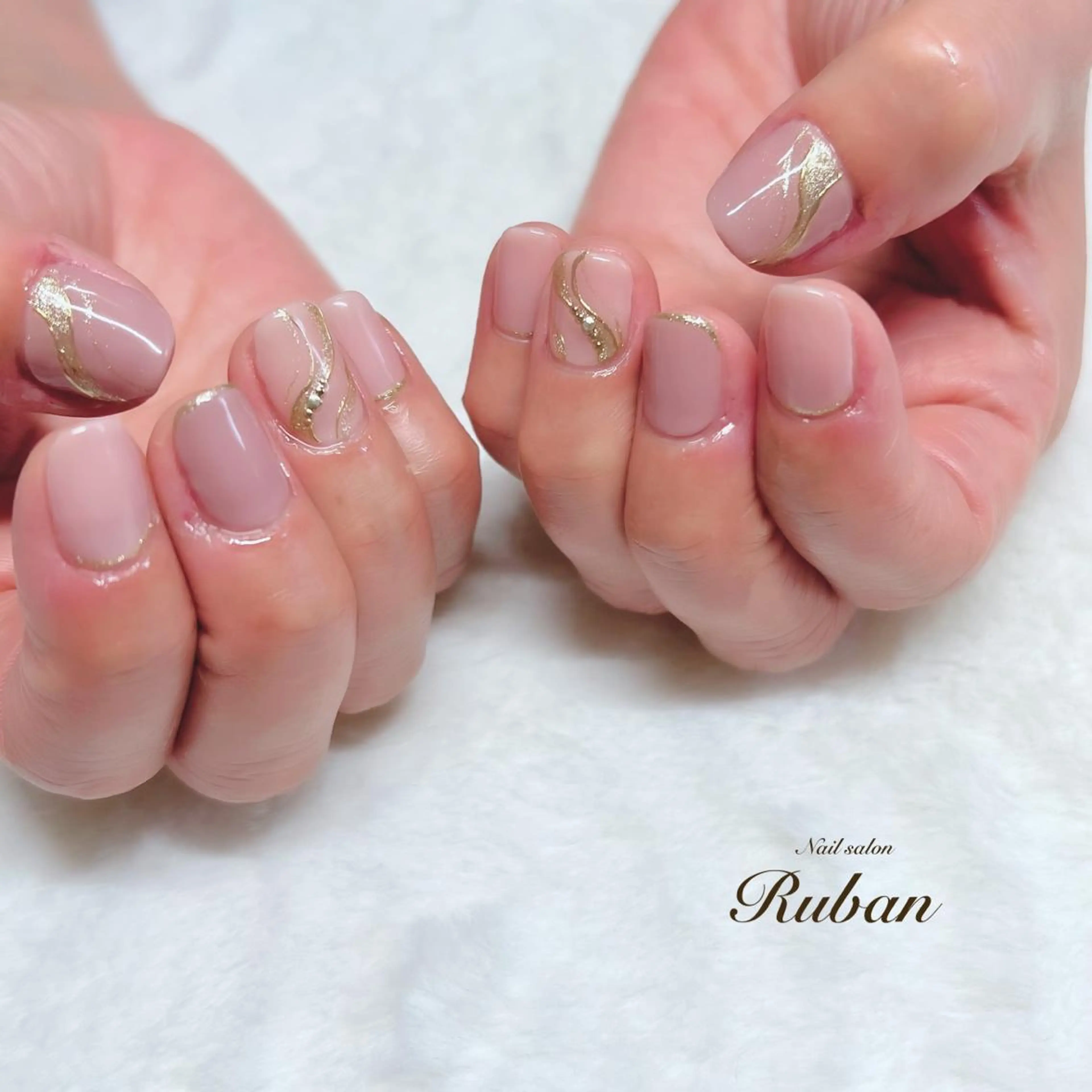 ネイル ミラーネイル オフィスネイル ピンク シンプルネイル Nail salon Rubanのネイルデザイン