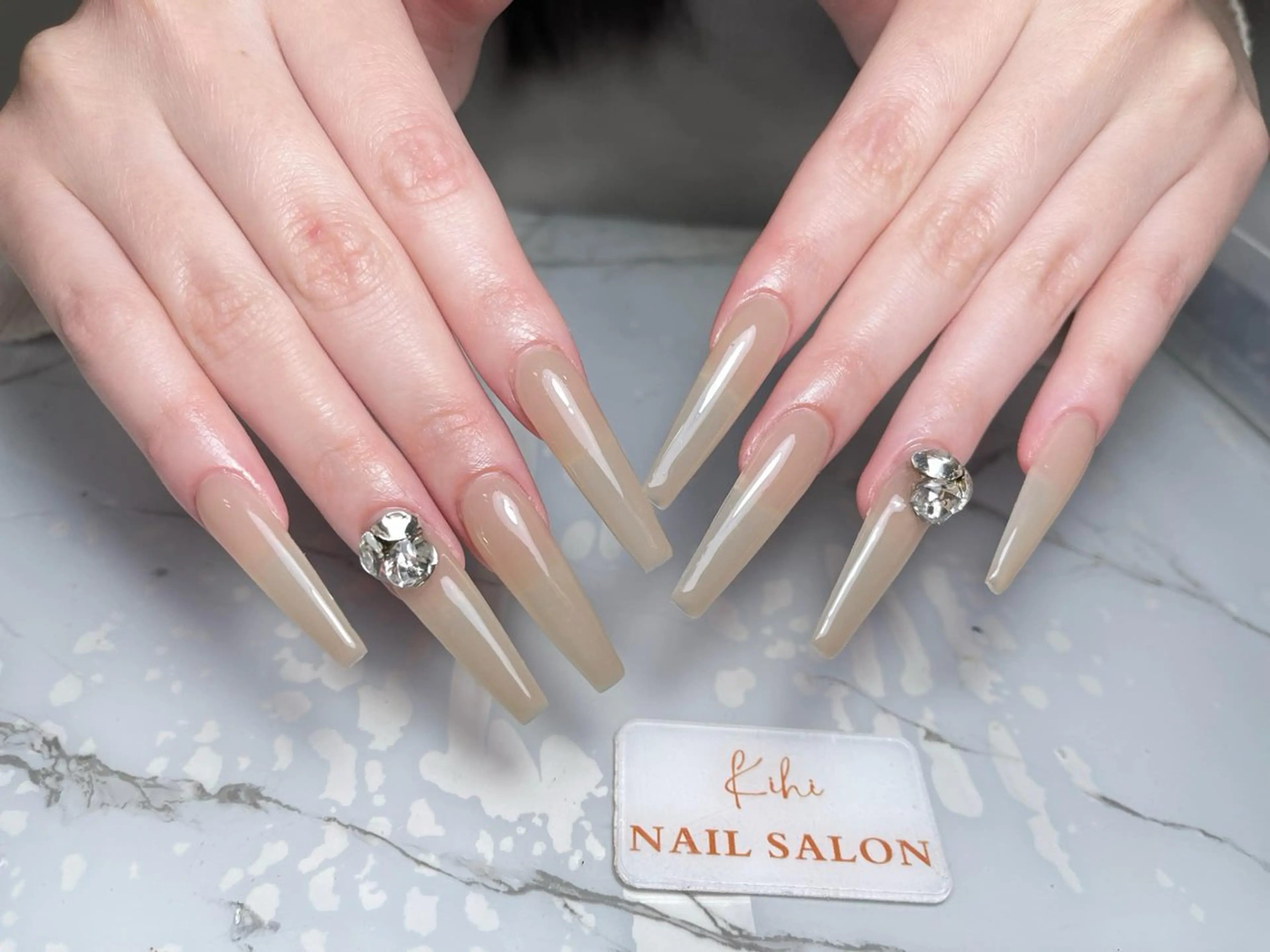 ネイル アートネイル フレンチネイル ジェルネイル グラデーション 韓国ネイル ハンドネイル 💕鈴木ユリ パラジェル/オフ無料のネイルデザイン