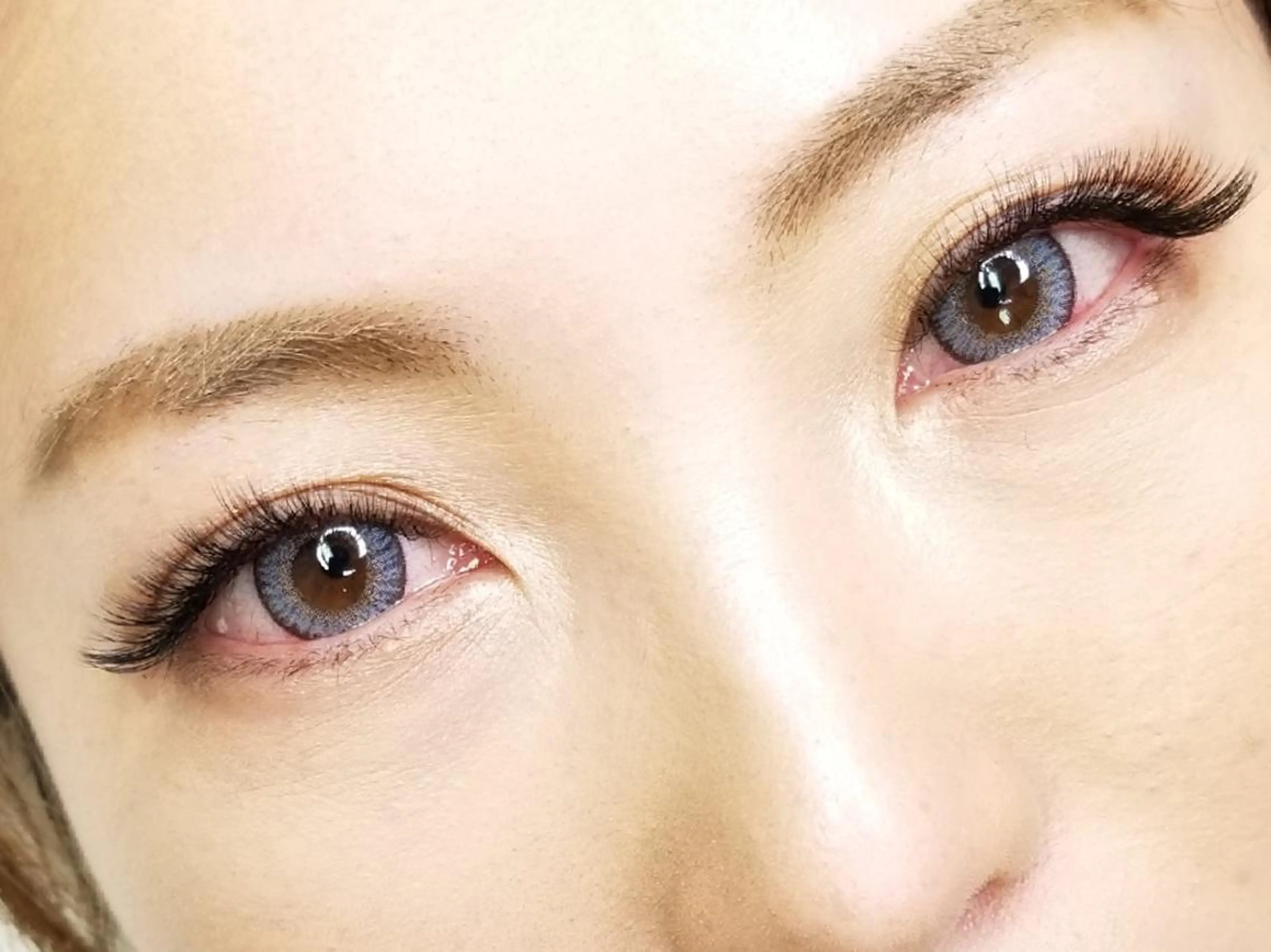 マツエク・マツパ Cカール ボリュームラッシュ カラーエクステ │千葉中央のマツエク・マツパデザイン