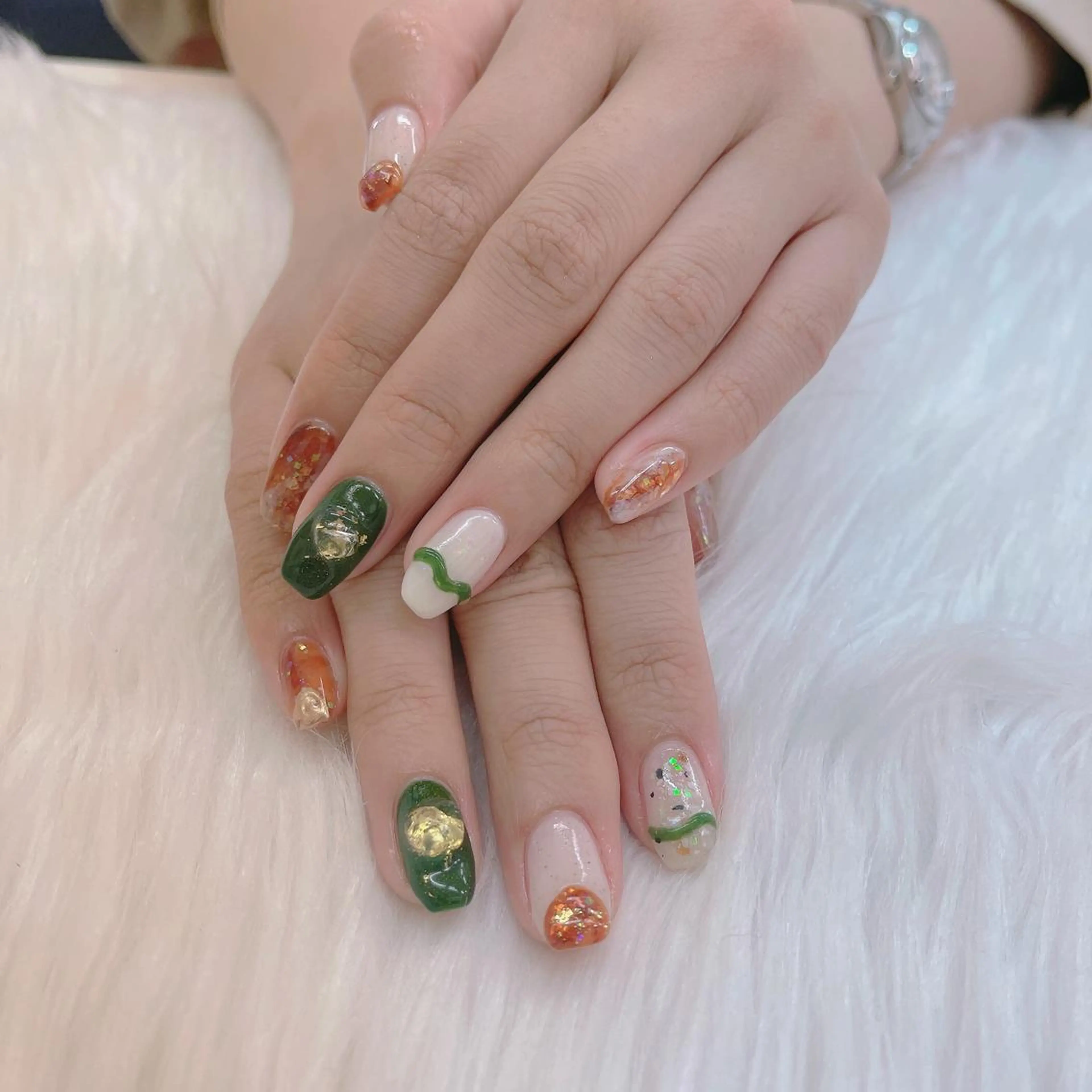 ネイル 🦋ネイルサロン ブラン🌈ゆりのネイルデザイン