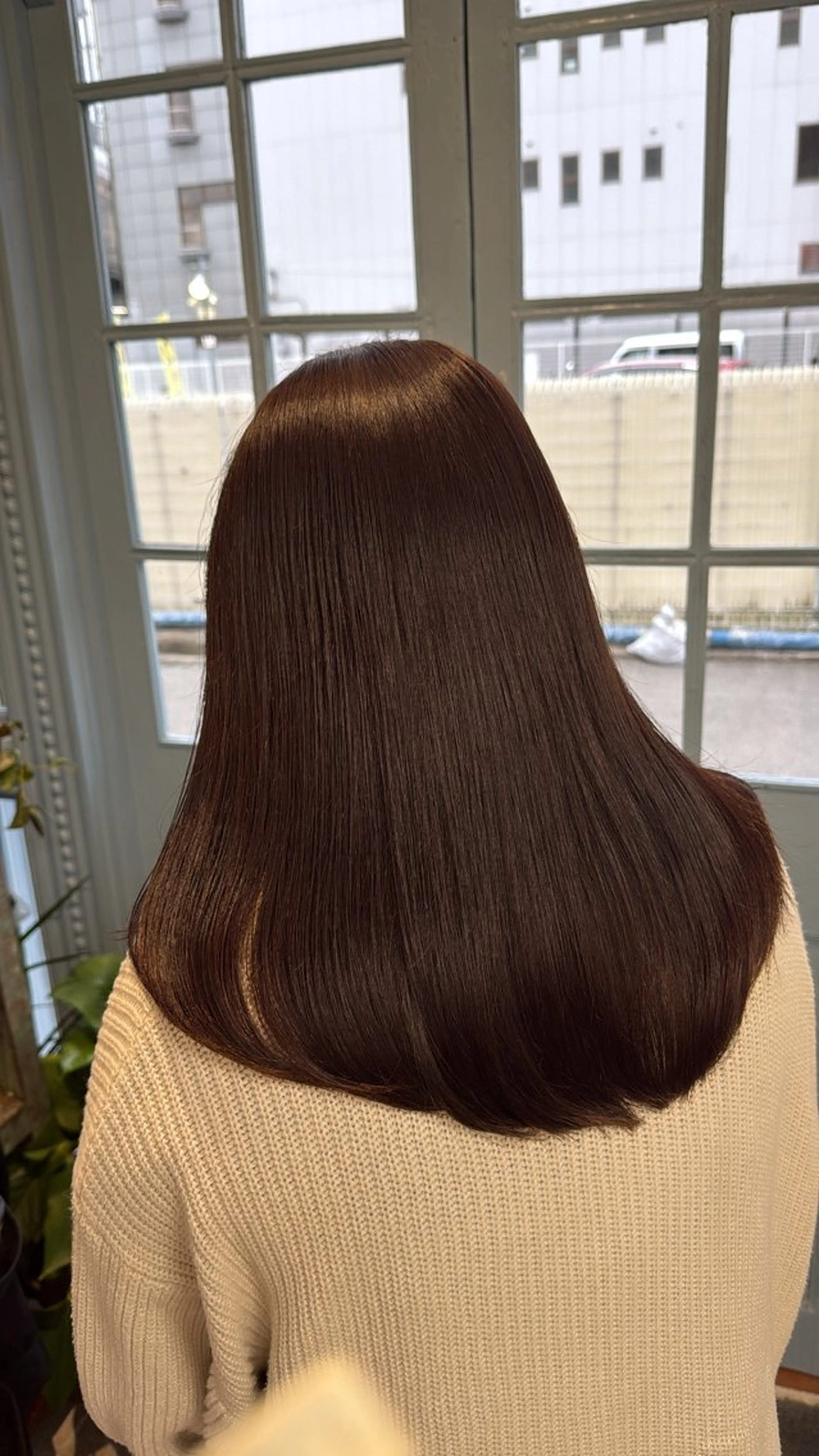 ロング カラー ブラウンカラー カット ヘアカラー トリートメント Sakura .のヘアスタイル