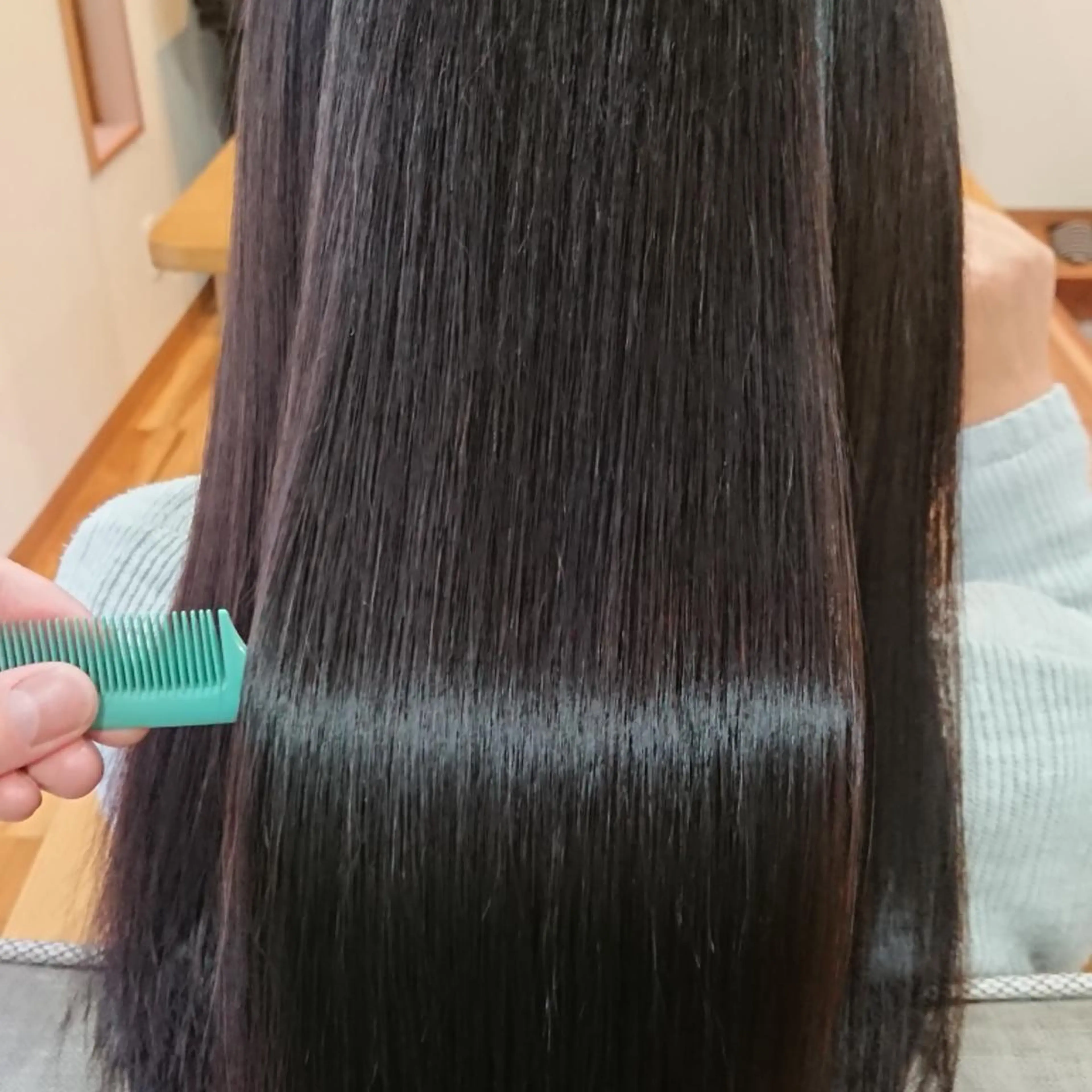 ロング 髪質改善 縮毛矯正 crea   芦田 武栄のヘアスタイル