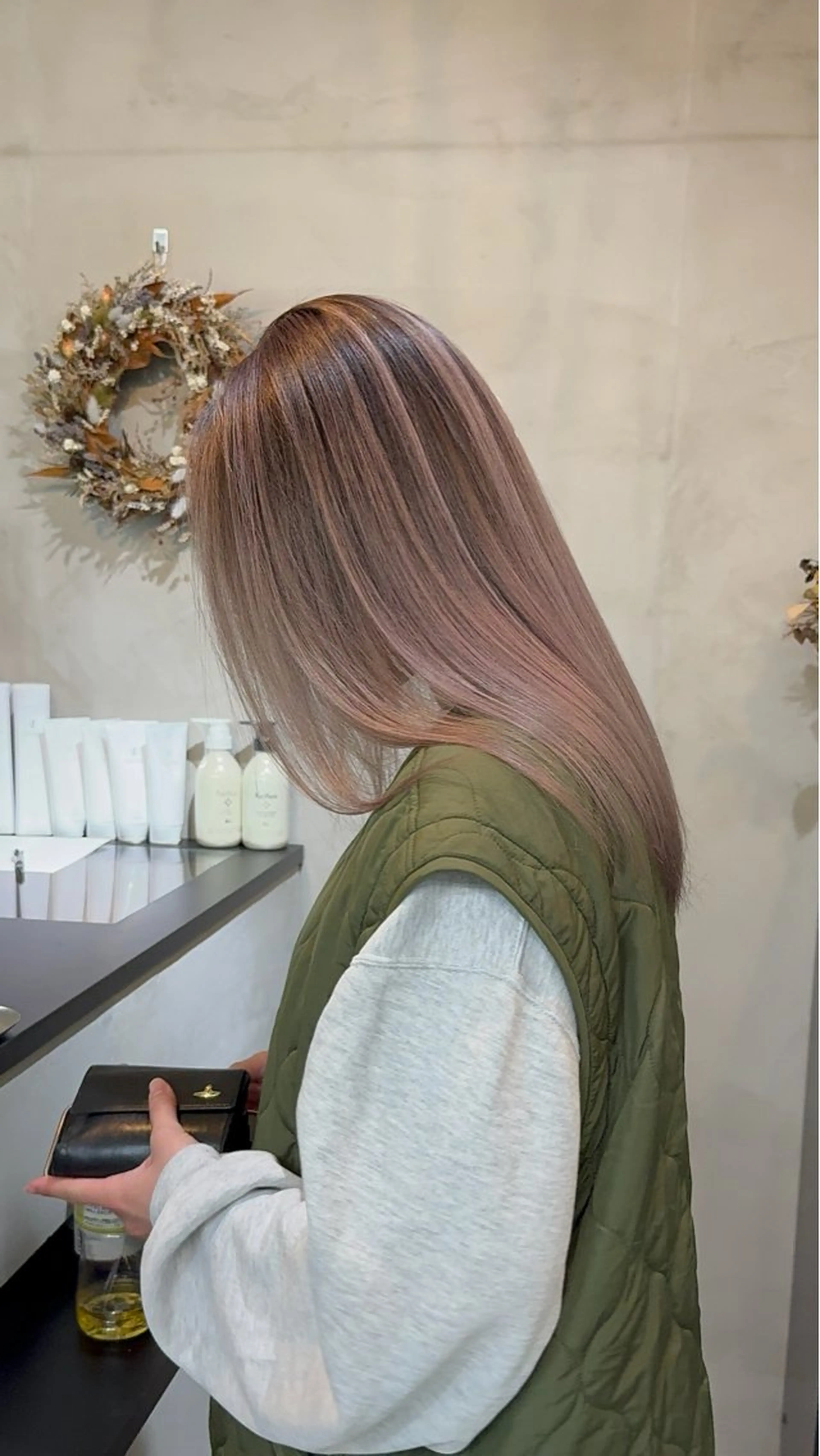 カラー ブリーチ 外国人風カラー lit 松井乃愛のヘアスタイル