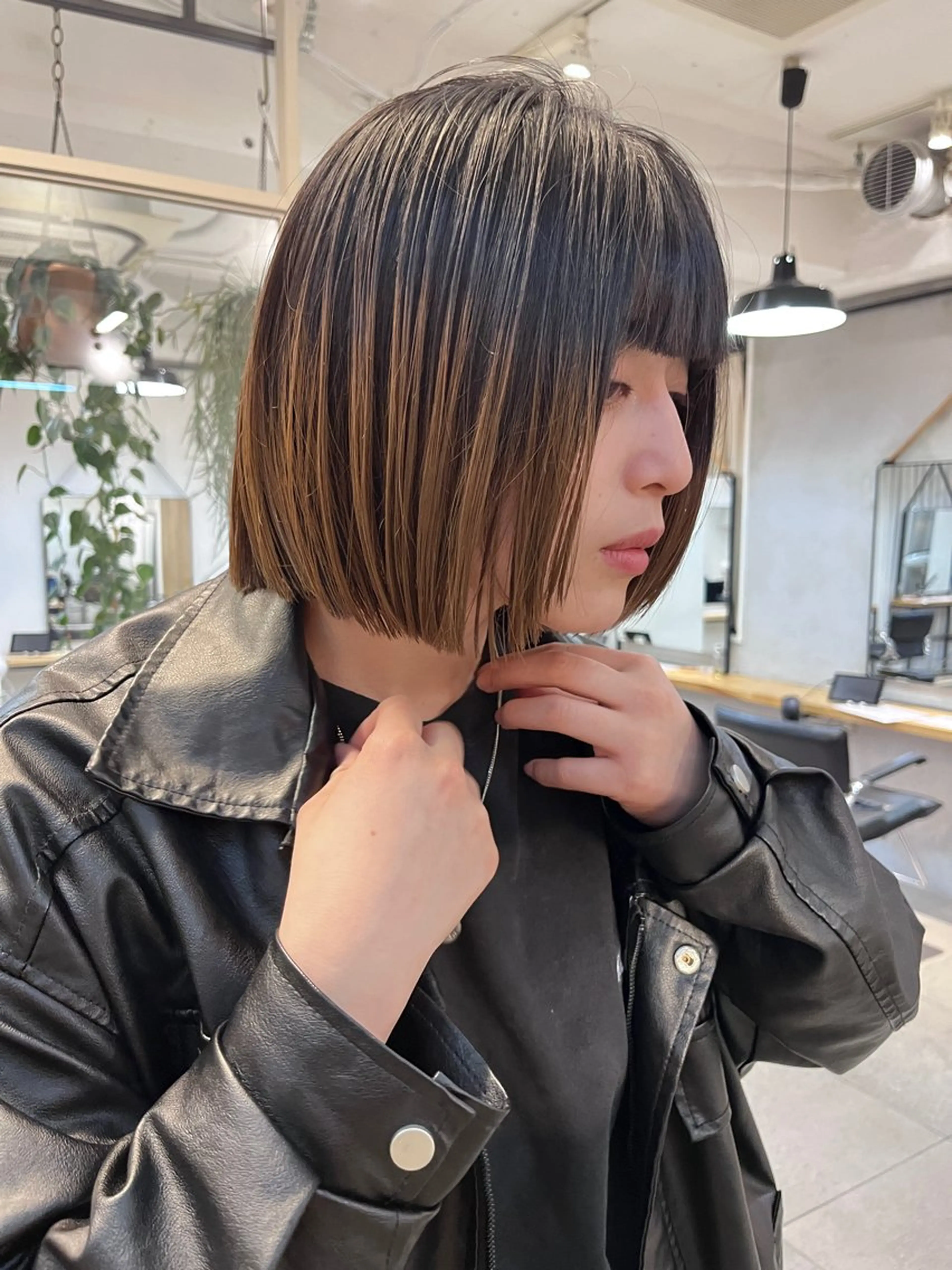 ショート ブリーチなしWカラー /赤み消し/トモキのヘアスタイル