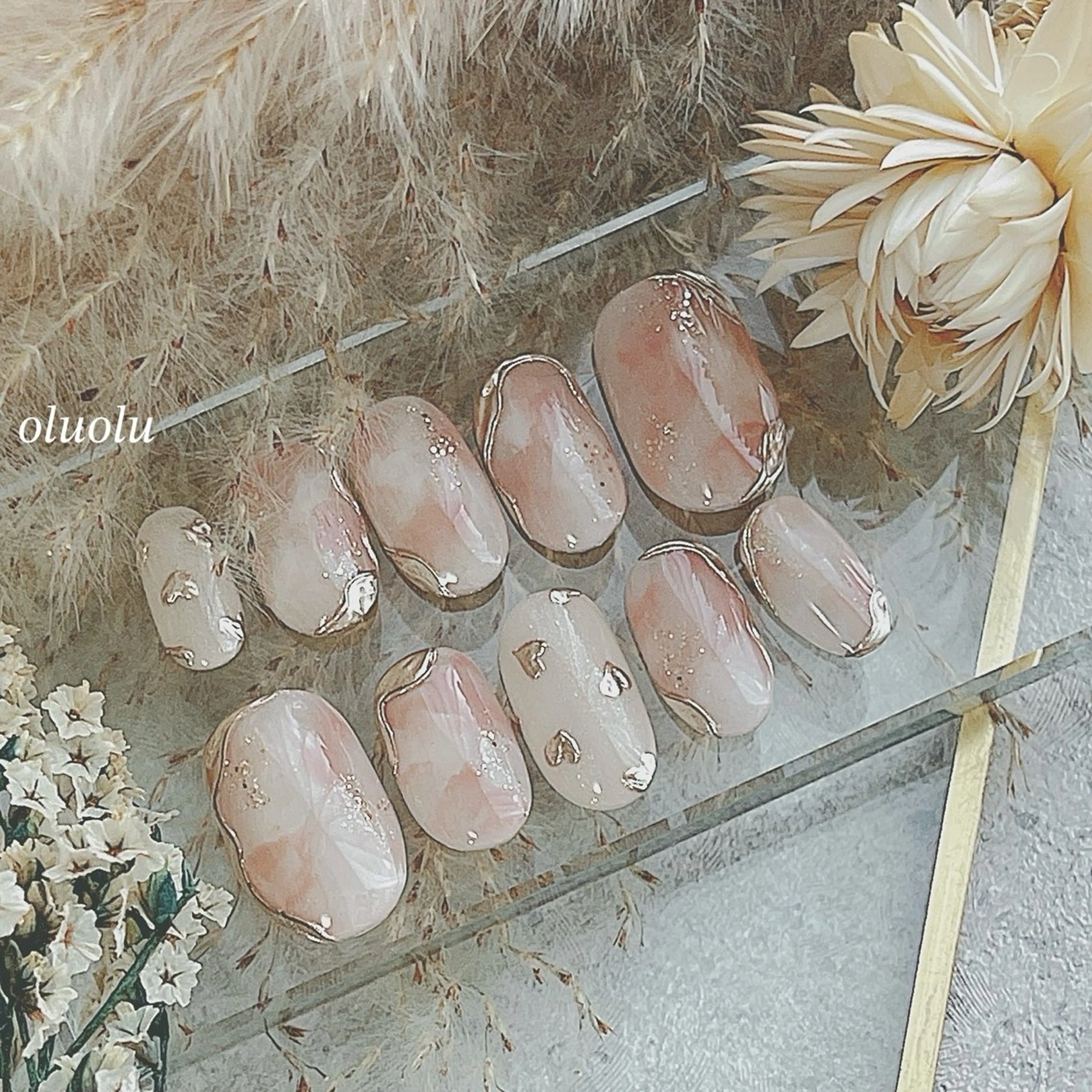 ネイル アートネイル 成人式 ハート ミラーネイル ニュアンスネイル ハンドネイル 大村 紬華のネイルデザイン