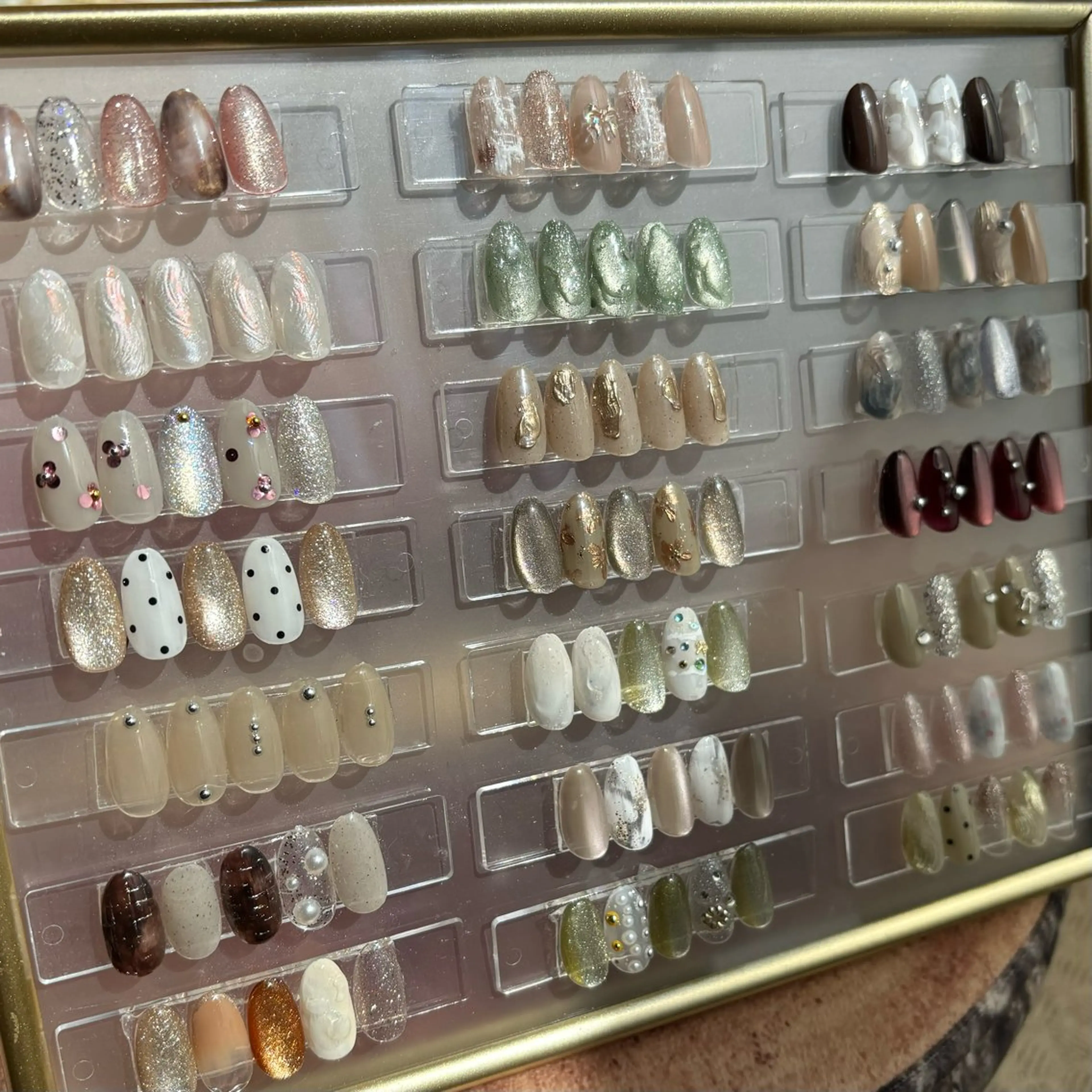 ネイル ハンドネイル atelier mac.のネイルデザイン