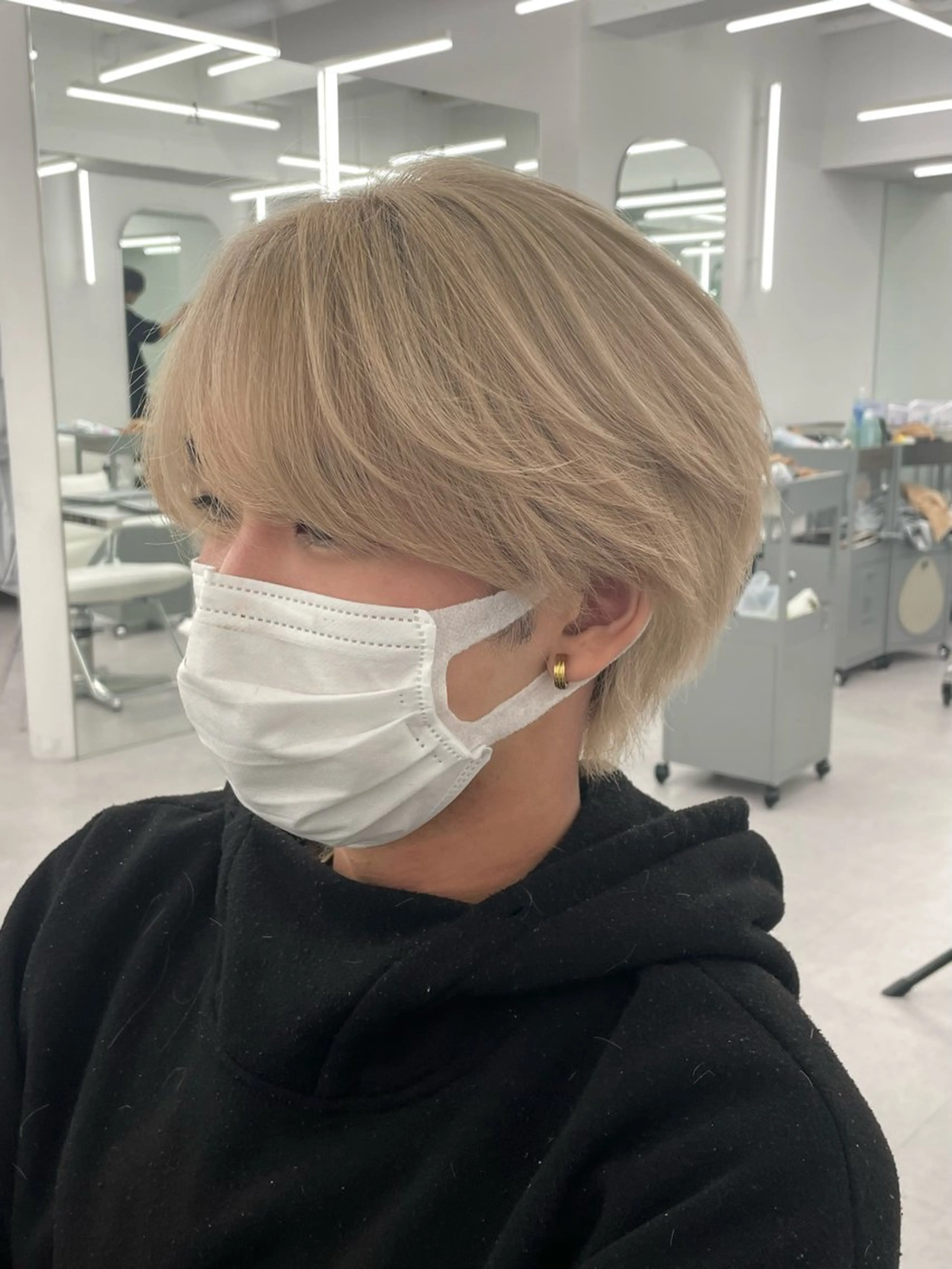 メンズ 失敗しない顔まわり× 小顔補正レイヤー難波のヘアスタイル