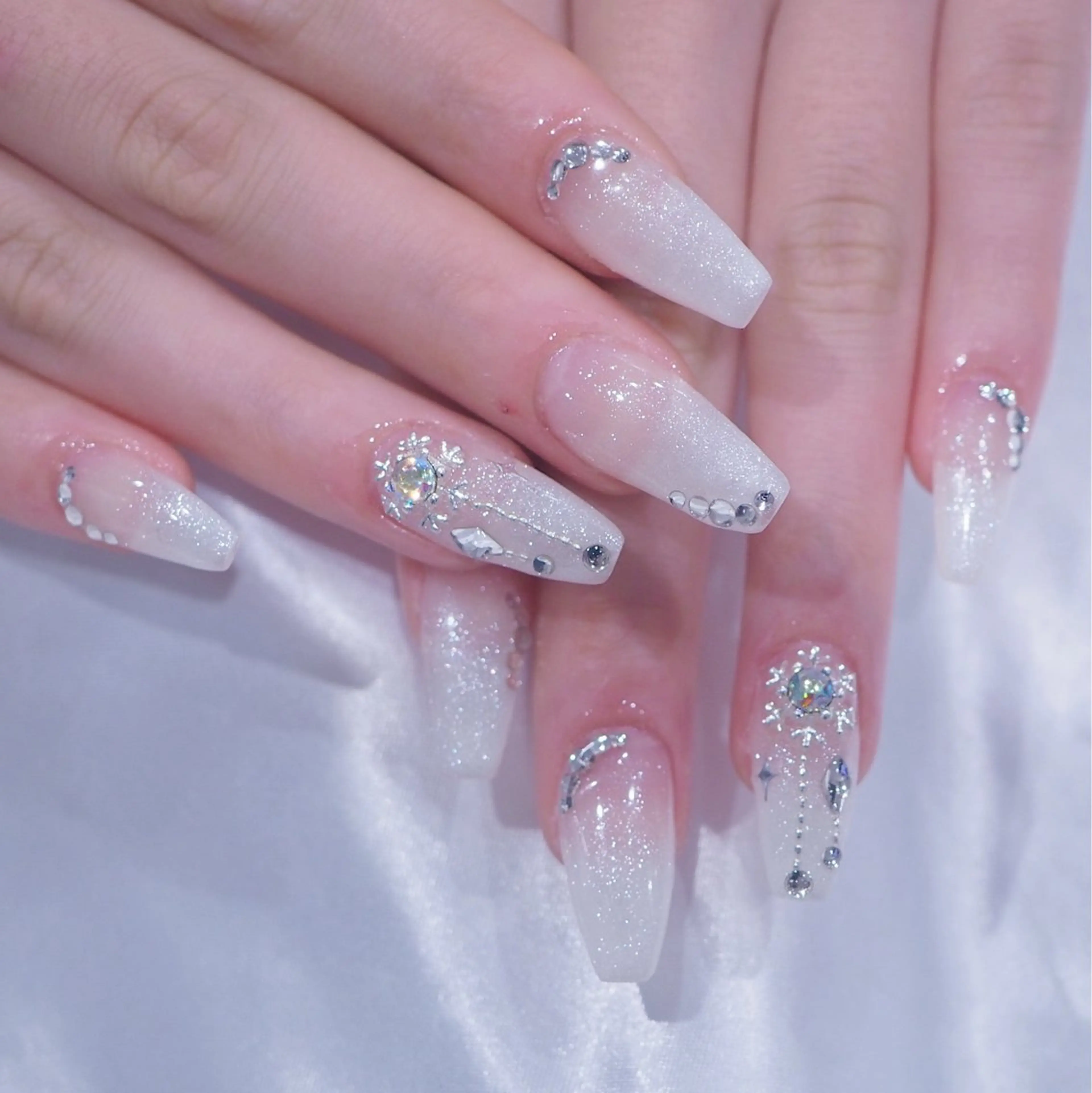 ネイル amore 心斎橋 aのネイルデザイン