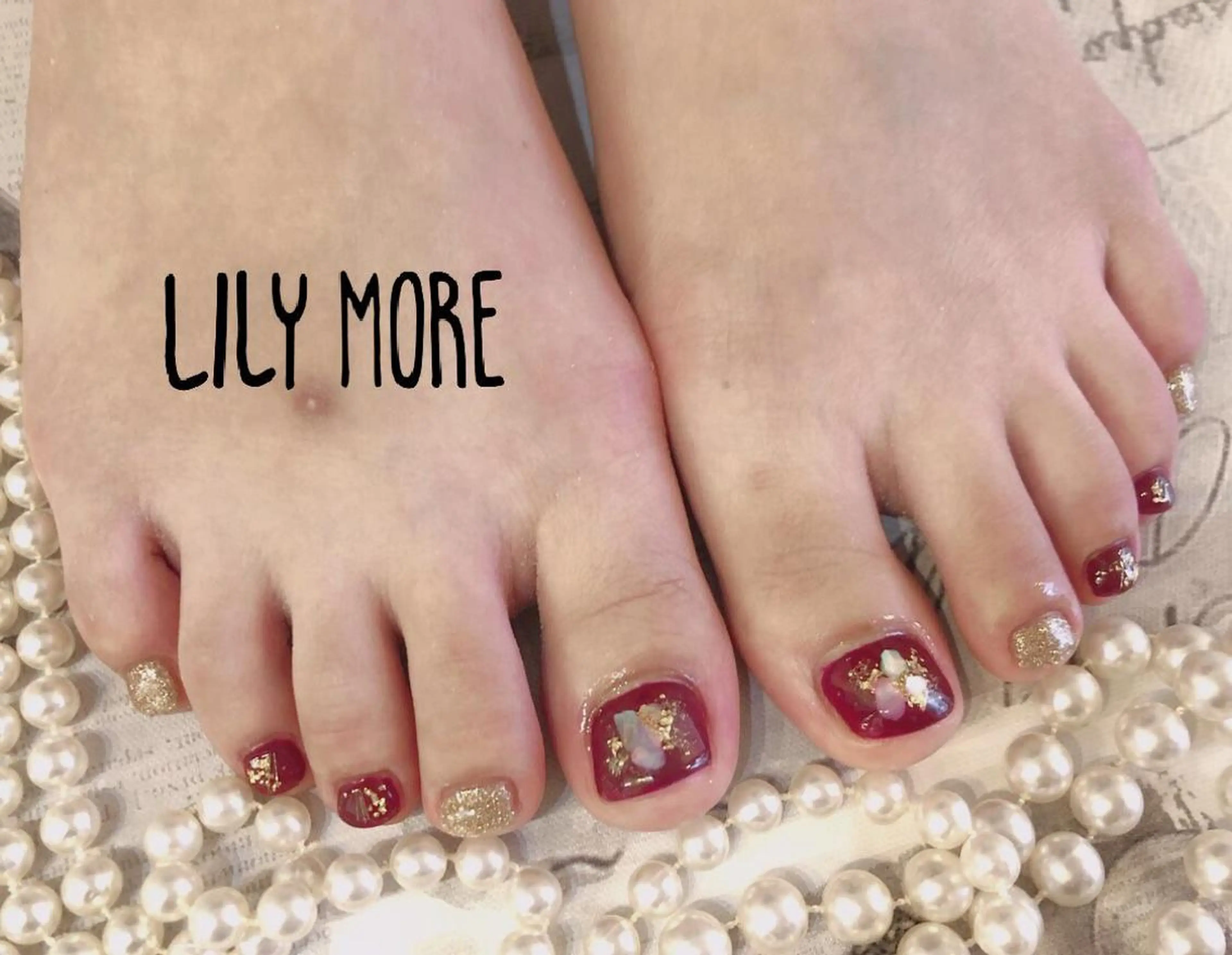 ネイル フットネイル Lily closetのネイルデザイン