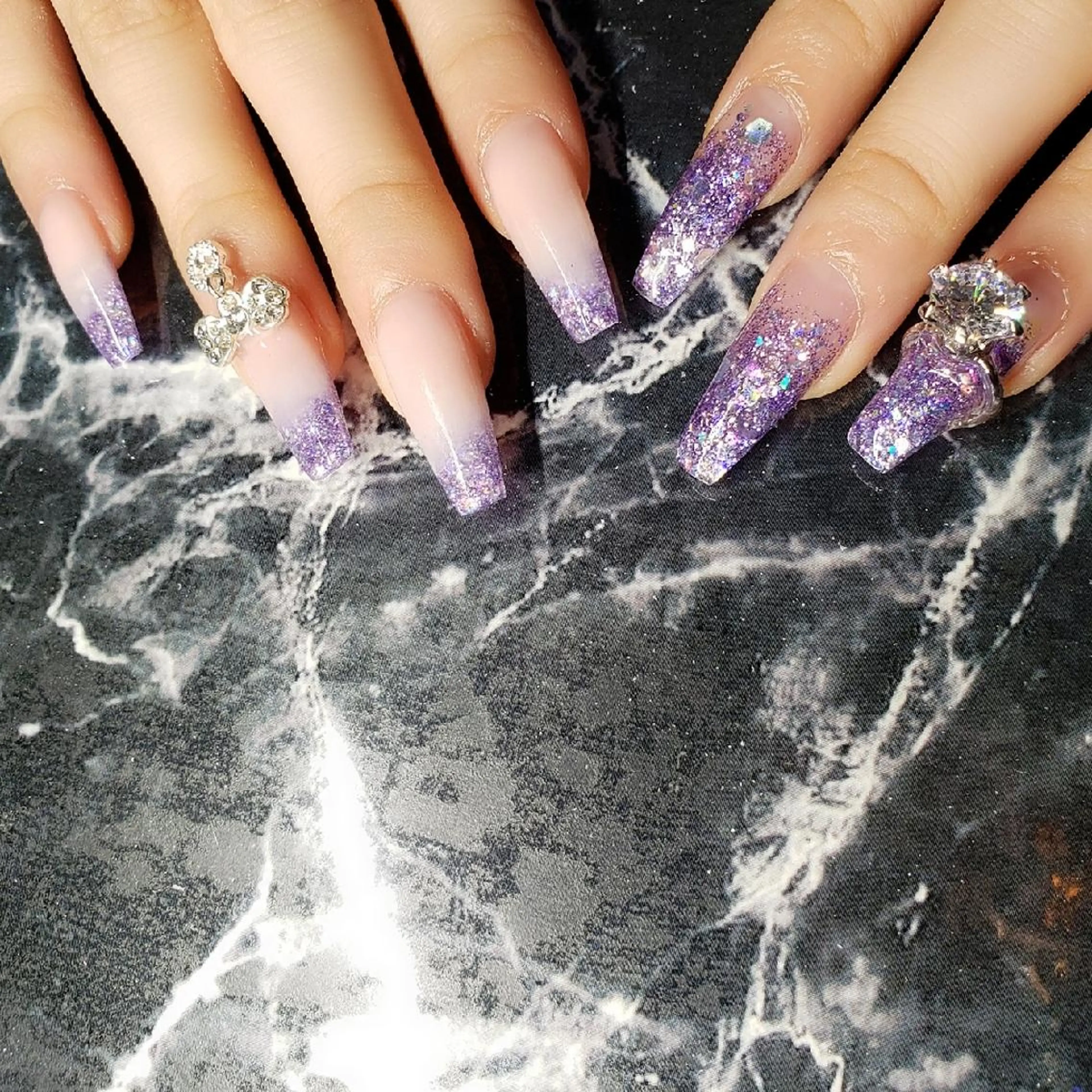 セミロング ネイル ハンドネイル クロキ 。のネイルデザイン