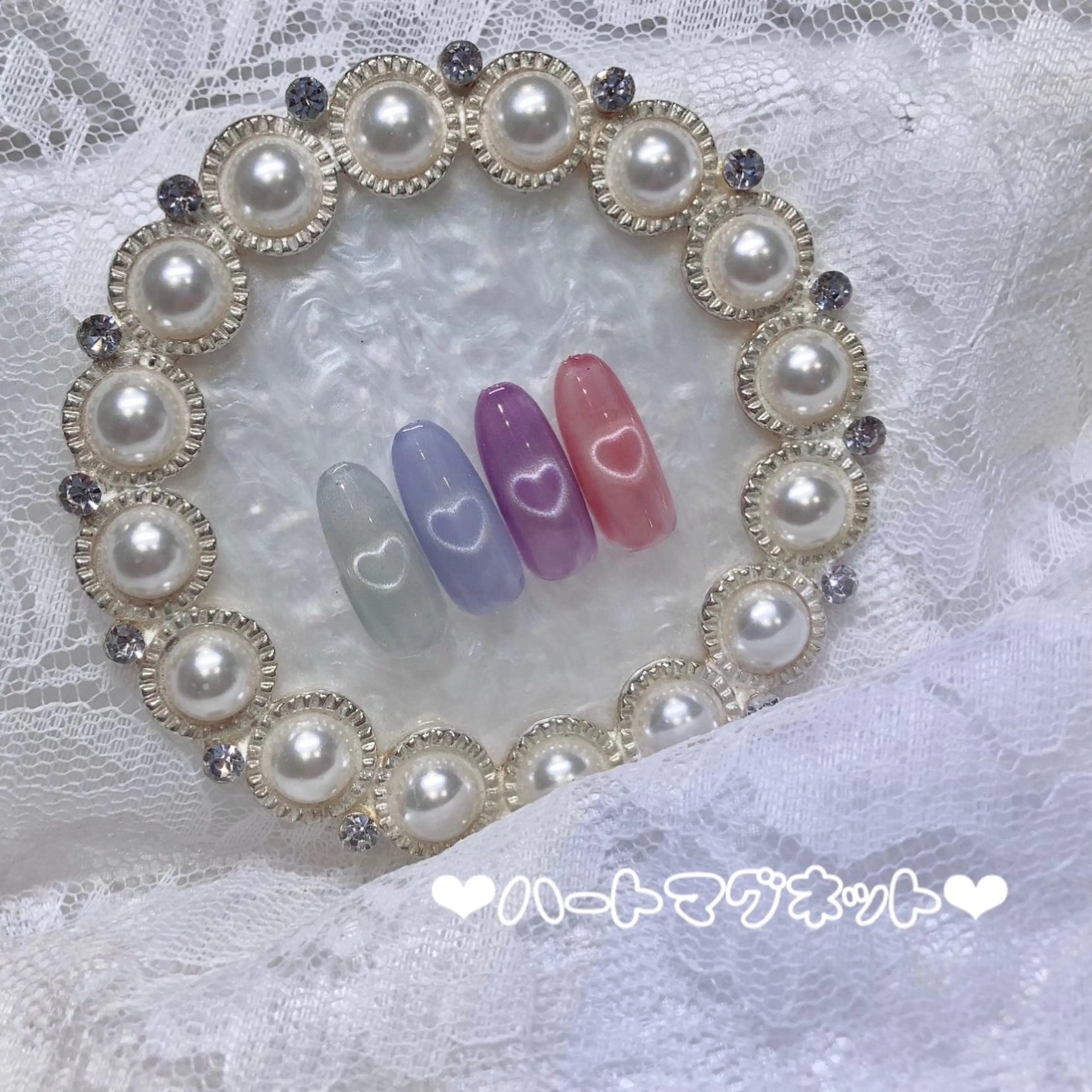 ネイル ハート マグネットネイル ️️🤍 yuukiのネイルデザイン