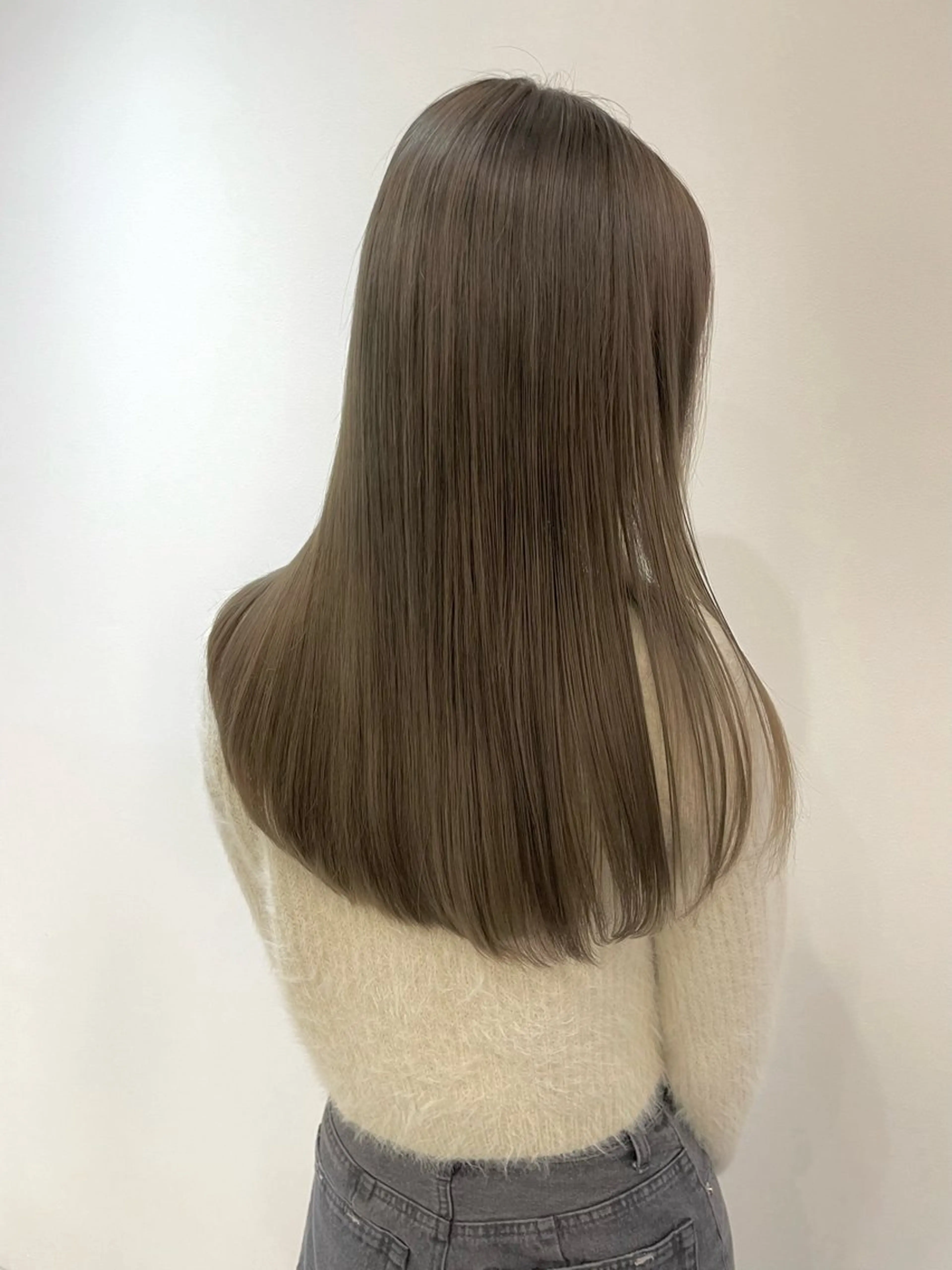 ロング 韓国/透明感 Veluaのヘアスタイル