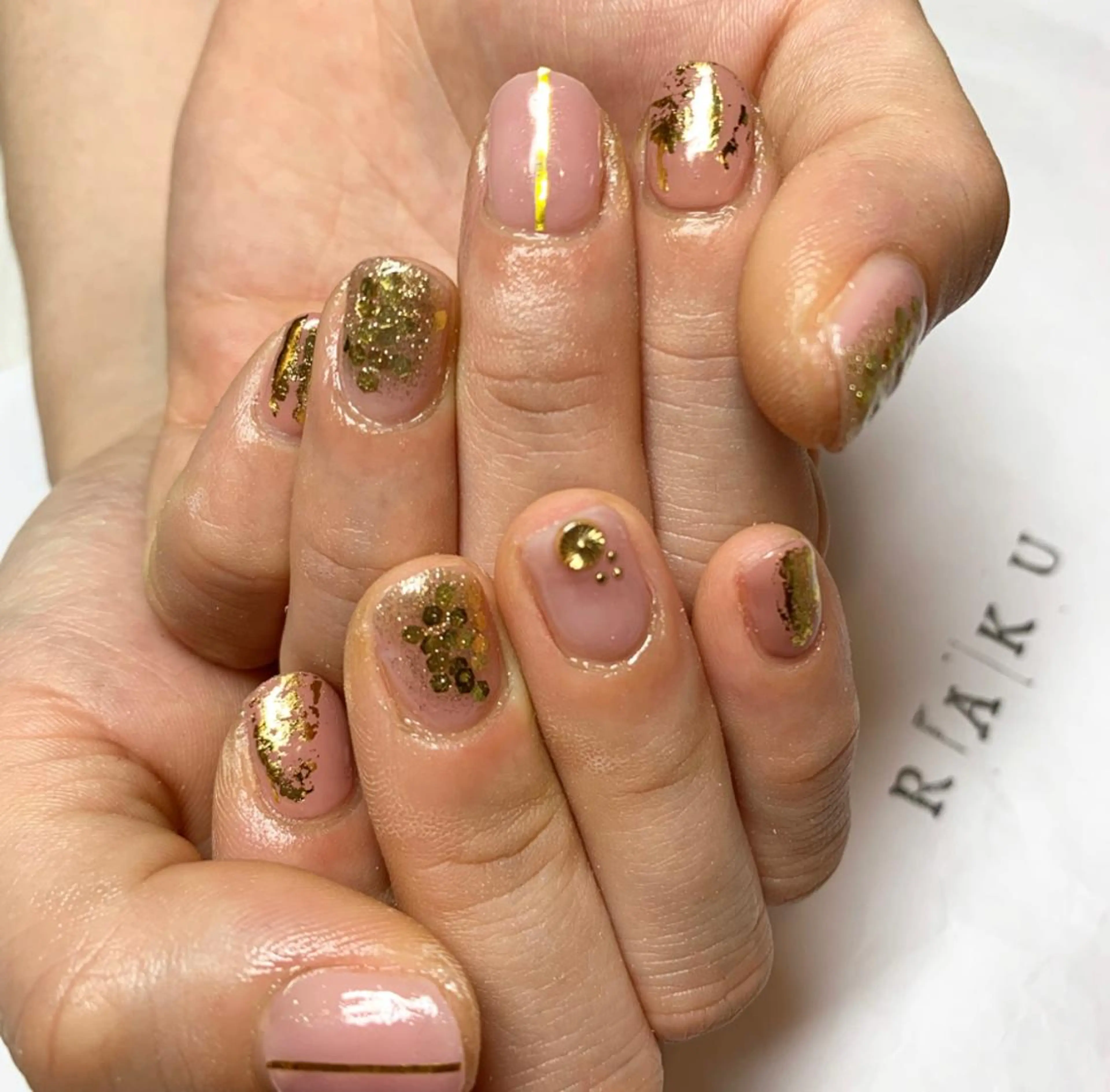 ネイル 駒月 明日香の眉毛・アイブロウイメージ