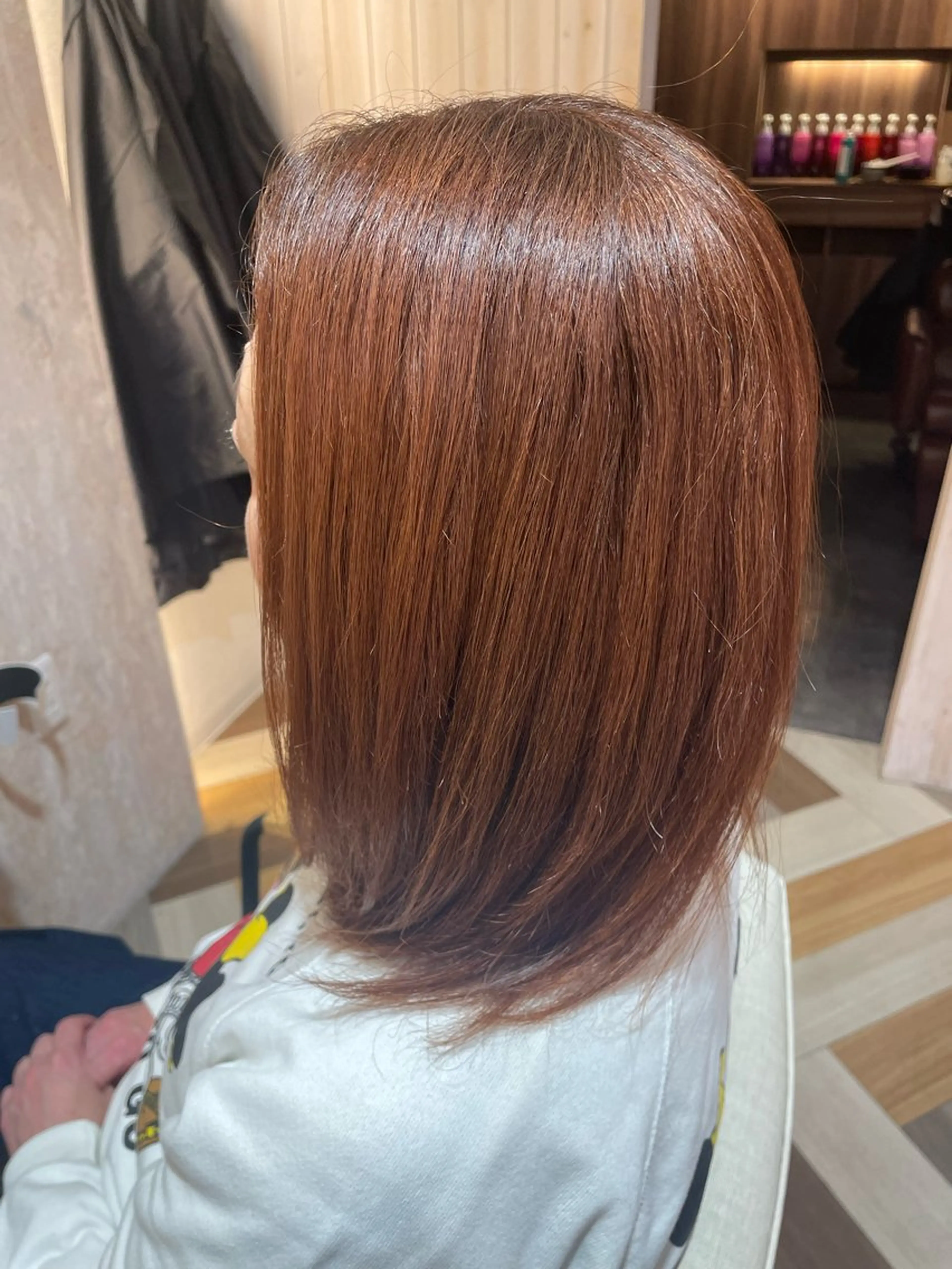 カラー ブリーチ ブリーチなしカラー オレンジ 藤本 稀光のヘアスタイル