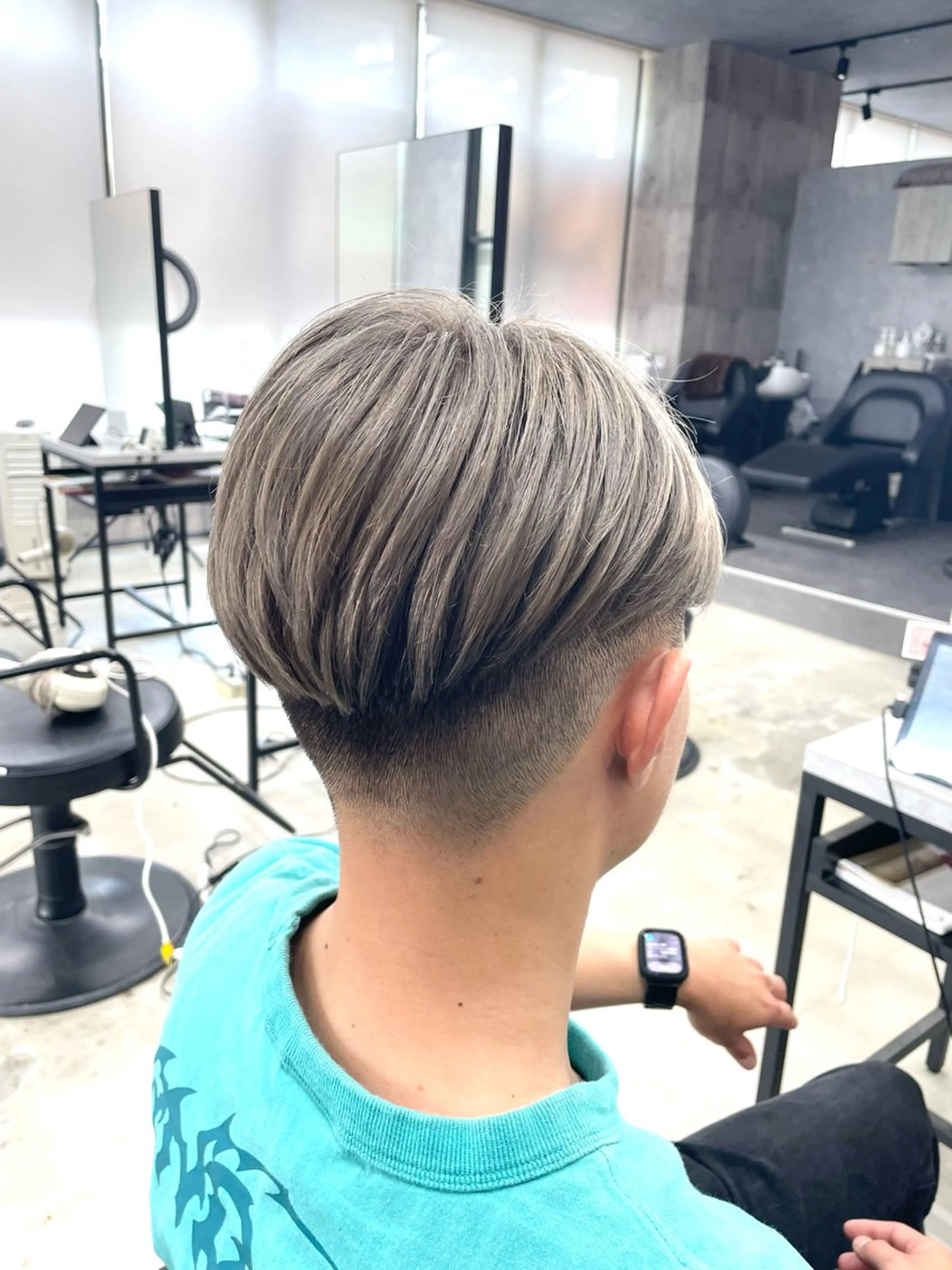 ショート カラー メンズ ヘアカラー LUXBE LUCE ひなののヘアスタイル