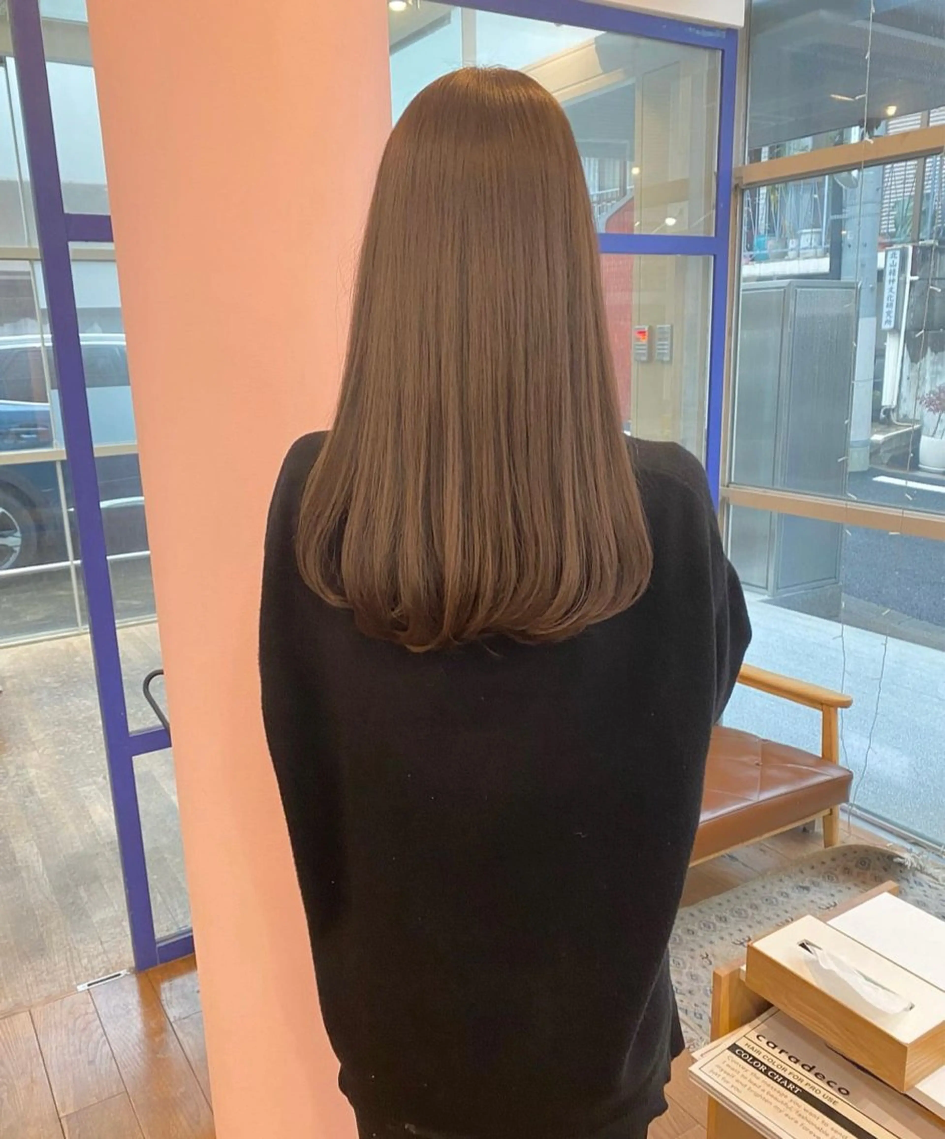 かがやしづ ⭐️ハイトーンのヘアスタイル