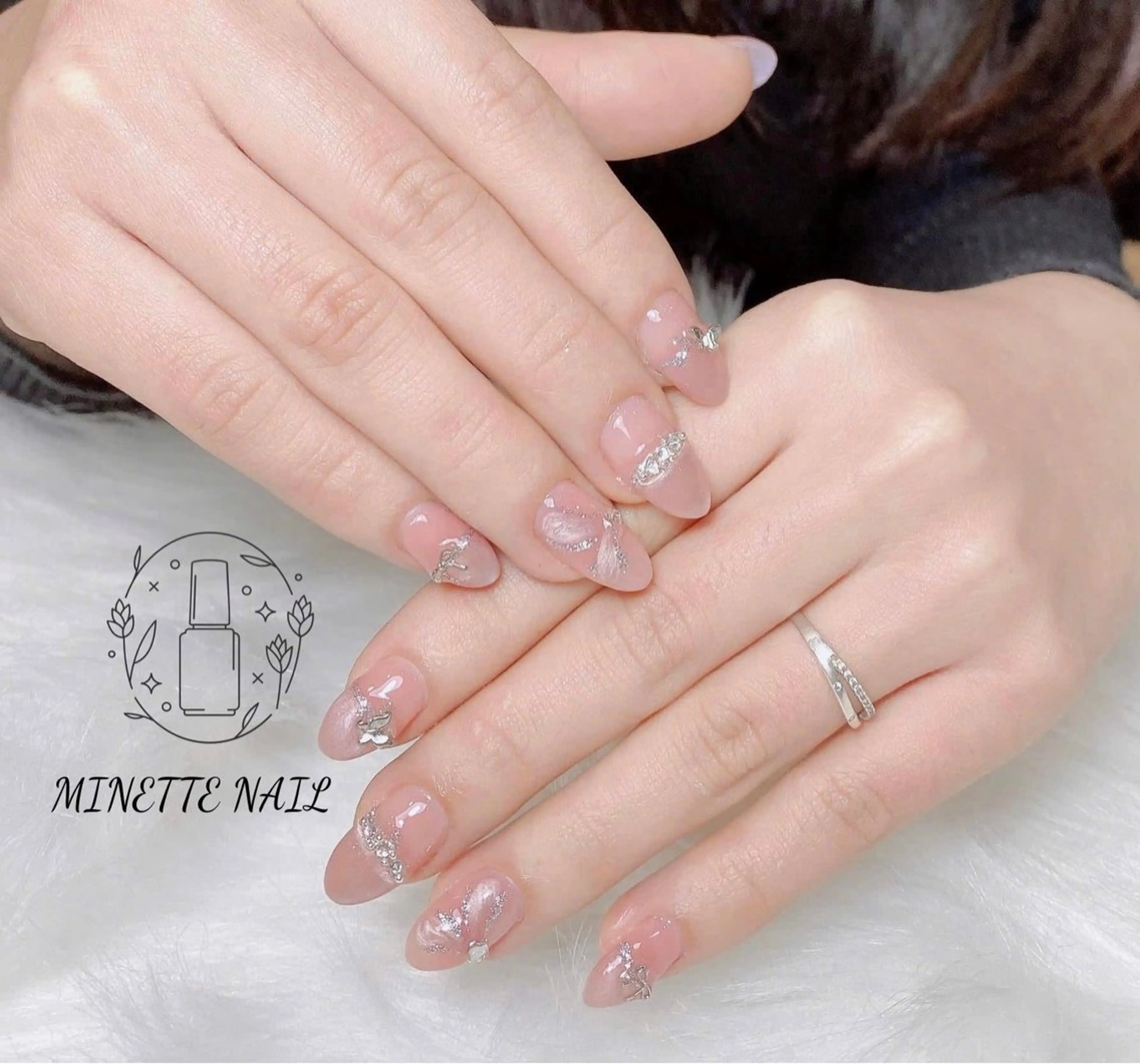 ネイル アートネイル フレンチネイル ジェルネイル マグネットネイル 持ち込み Minette Nailのネイルデザイン
