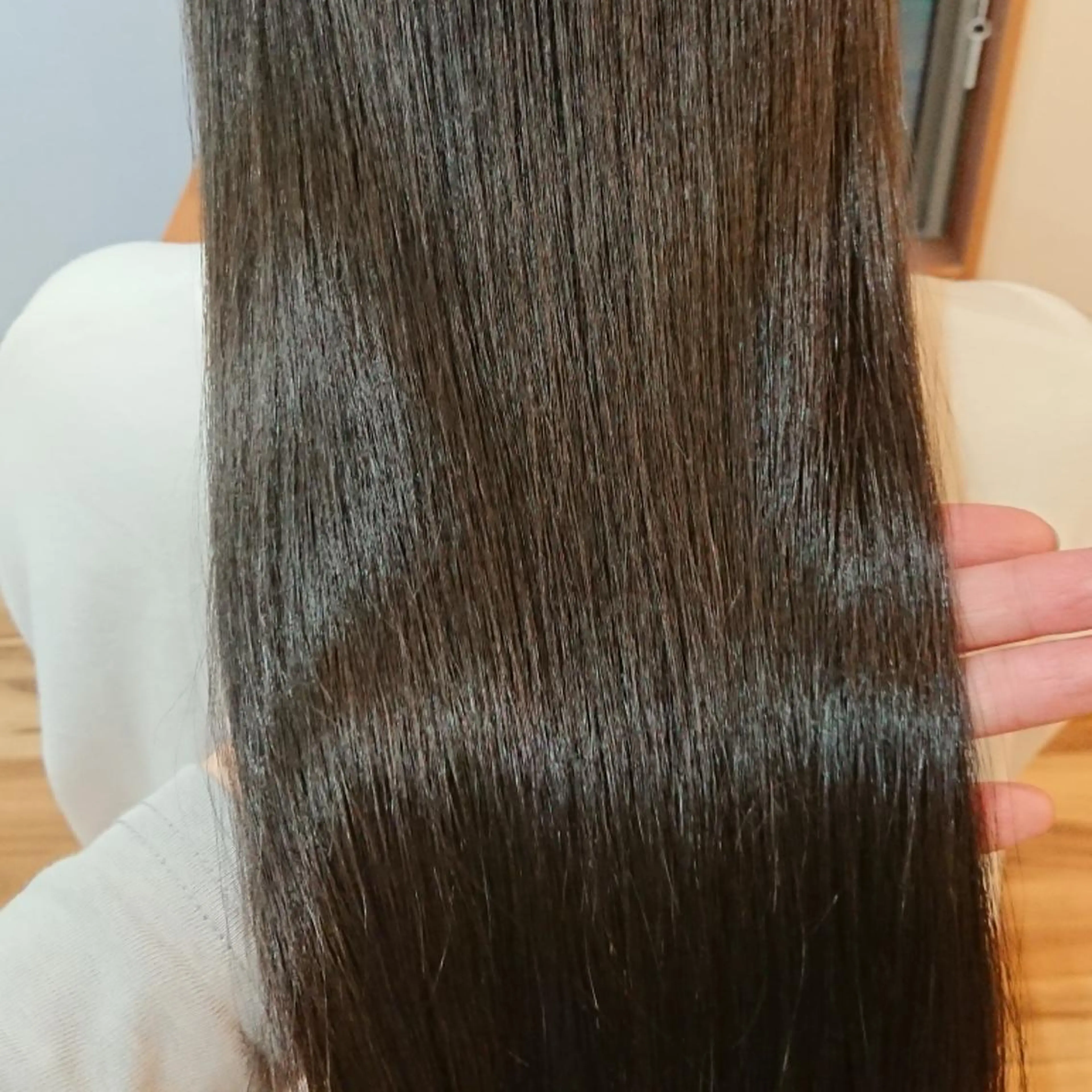 ロング 髪質改善 カット 縮毛矯正 トリートメント crea   芦田 武栄のヘアスタイル