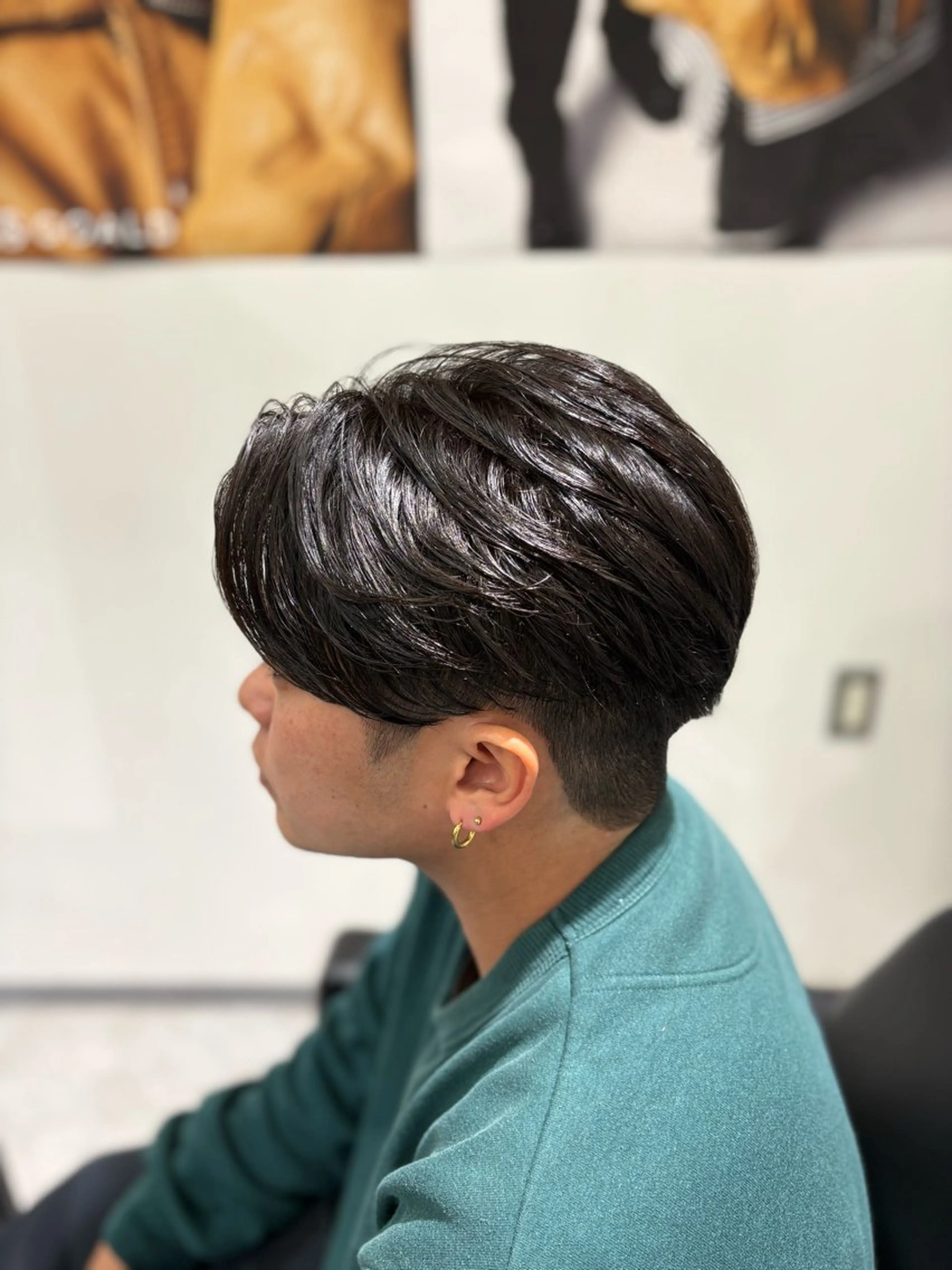 ショート パーマ メンズ センターパート 三嶽 勝輝のヘアスタイル