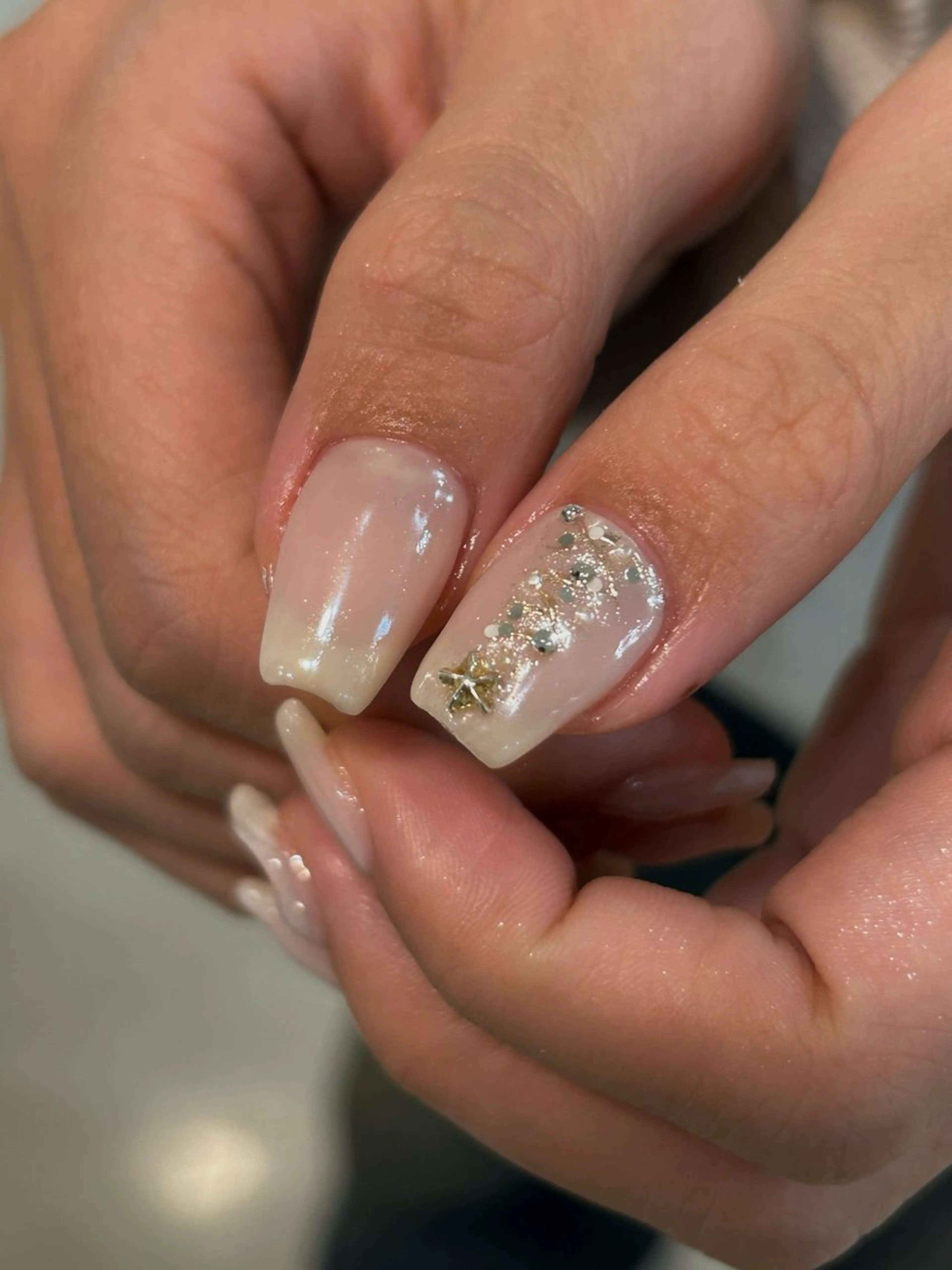 ネイル Salondevi2 isanaのネイルデザイン