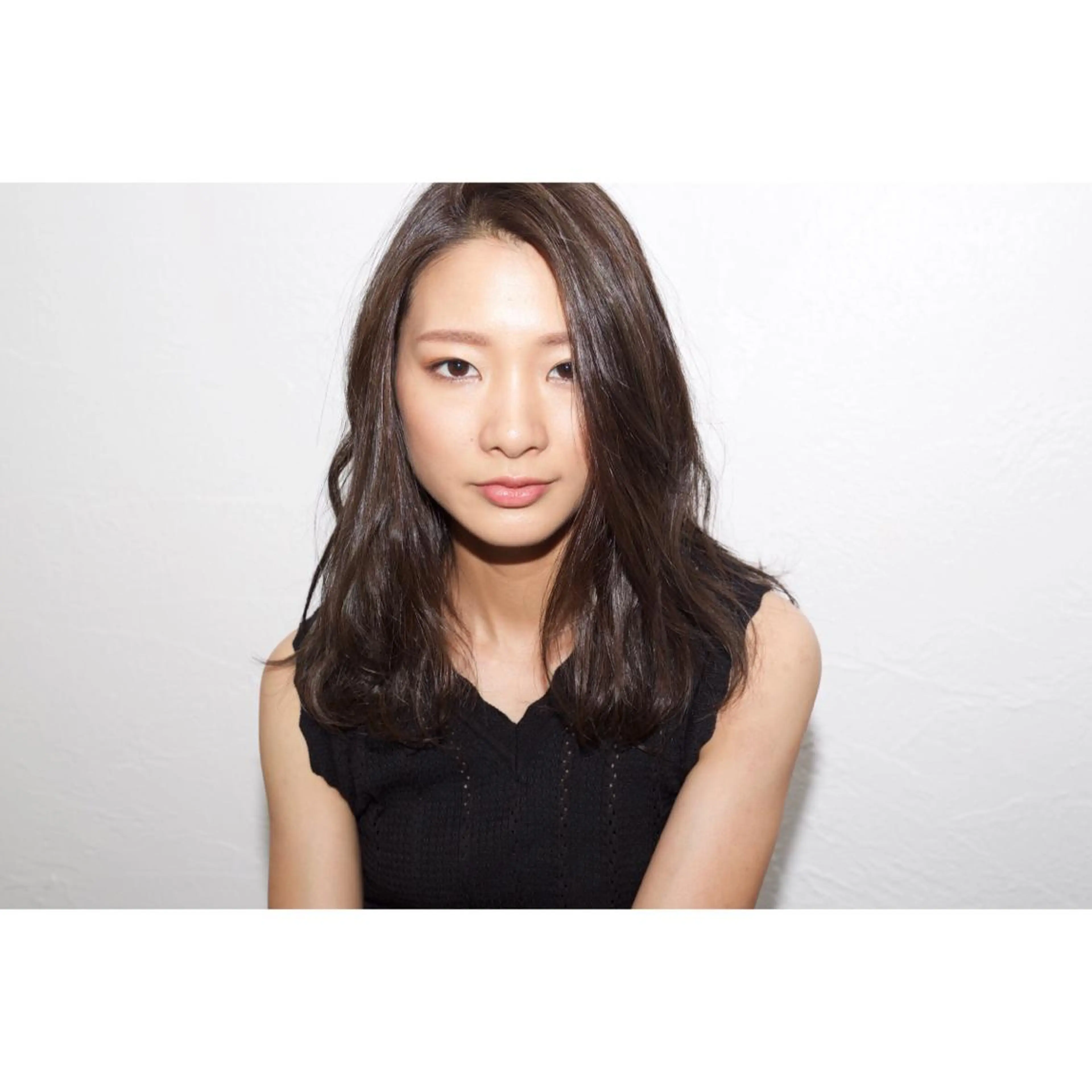 セミロング カラー カット ヘアカラー fio マナミのヘアスタイル