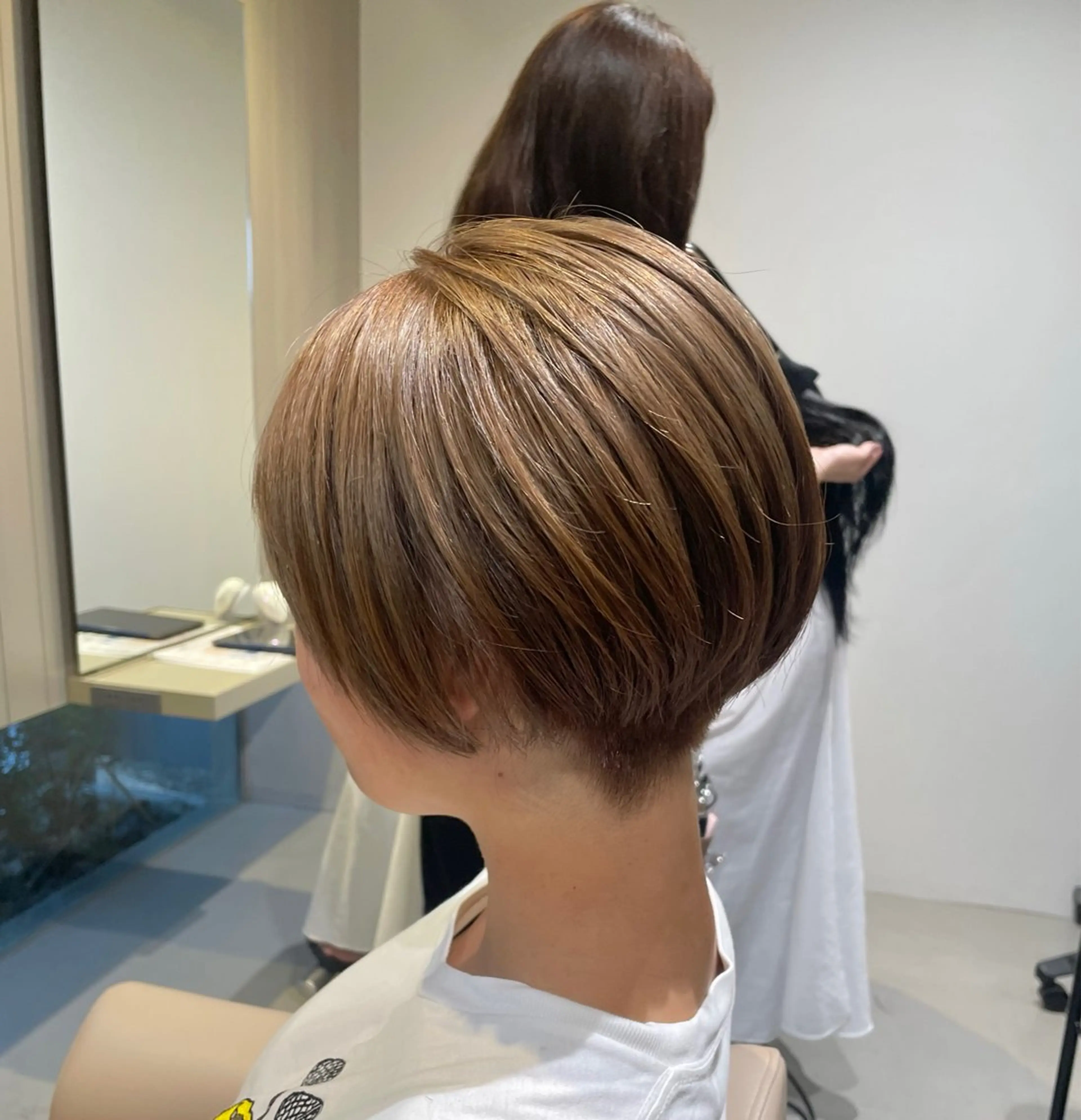ショート カラー ベージュカラー オリーブベージュ カット ヘアカラー トリートメント 神﨑優希 /髪質改善/艶カラーのヘアスタイル