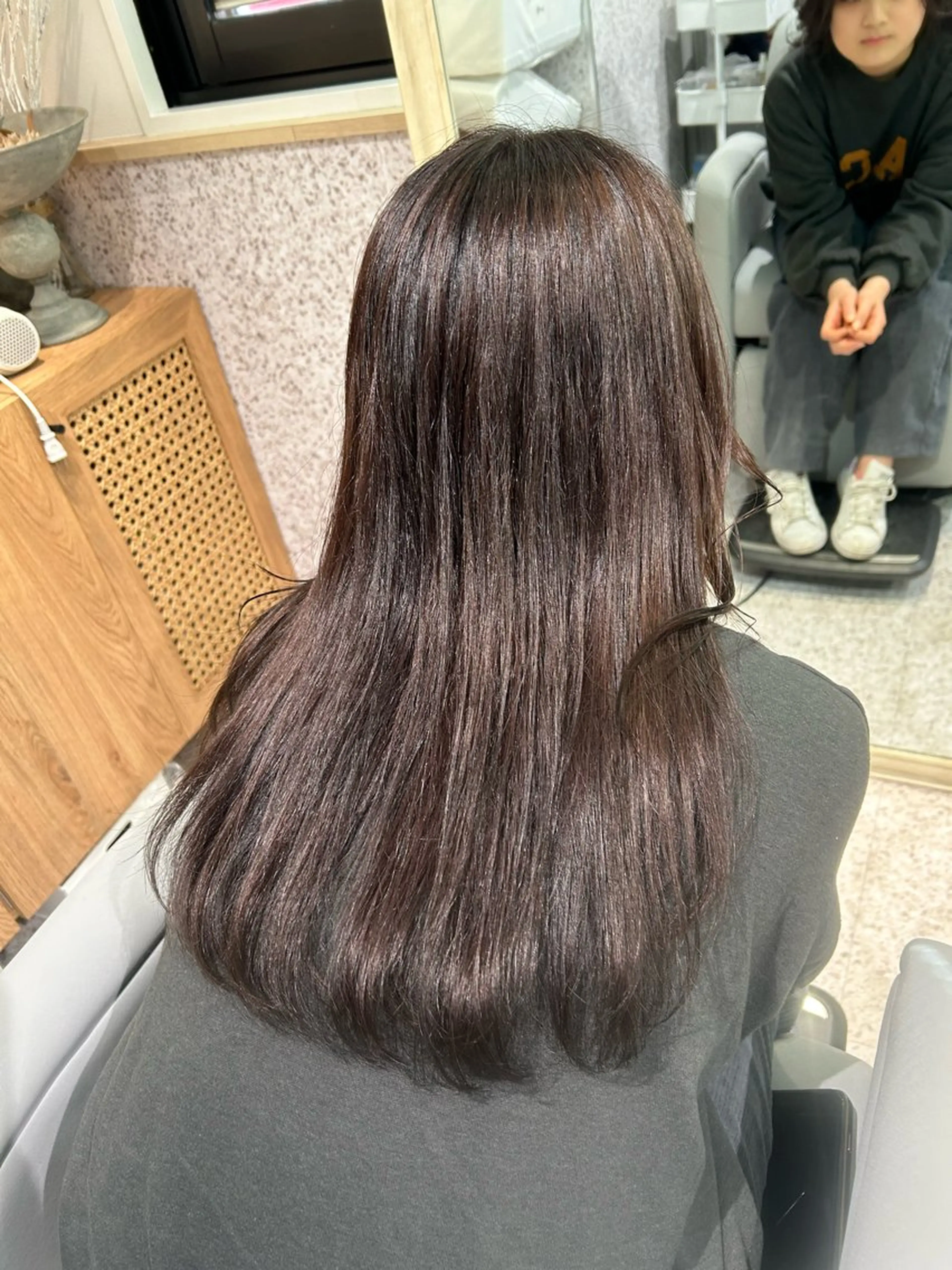 カラー ダブルカラー イヤリングカラー ハイトーンカラー インナーカラー 髪質改善 ヘアカラー ♡ハイトーン★ ネイル/しの♡のヘアスタイル