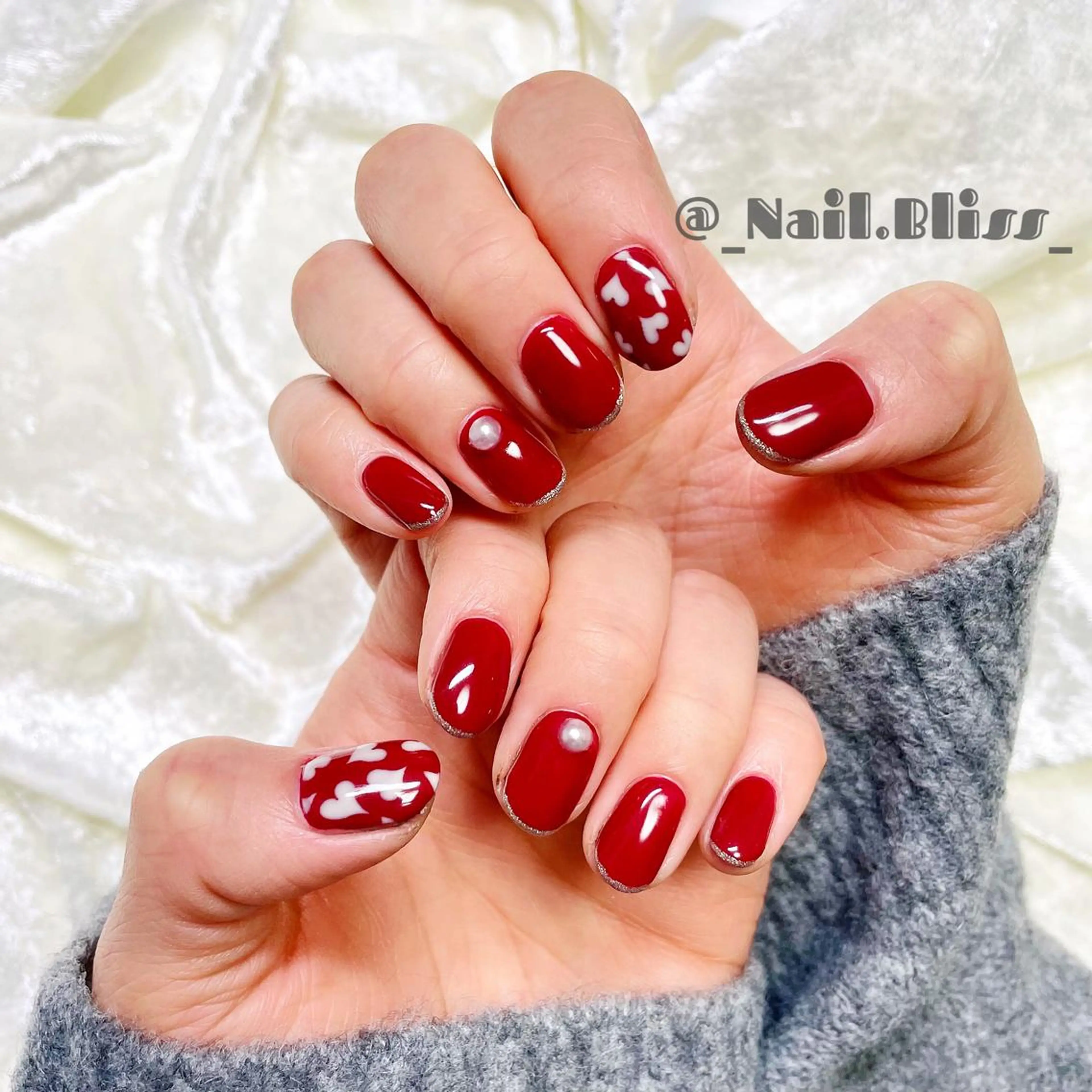 ネイル フレンチネイル ハート ハンドネイル NAIL BLISSのネイルデザイン