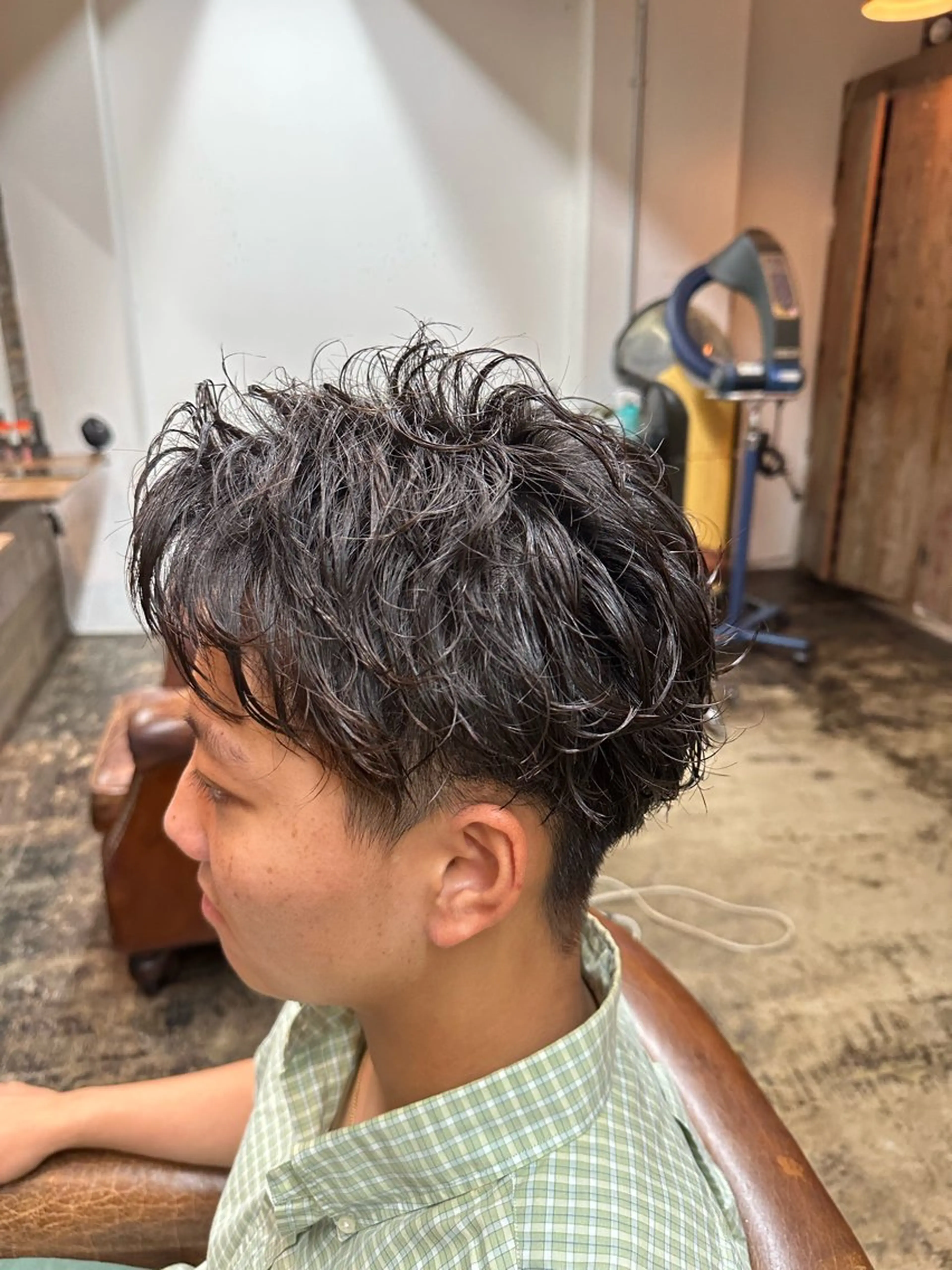 ショート パーマ メンズ メンズパーマ カット パーマ 後藤 嶺王のヘアスタイル