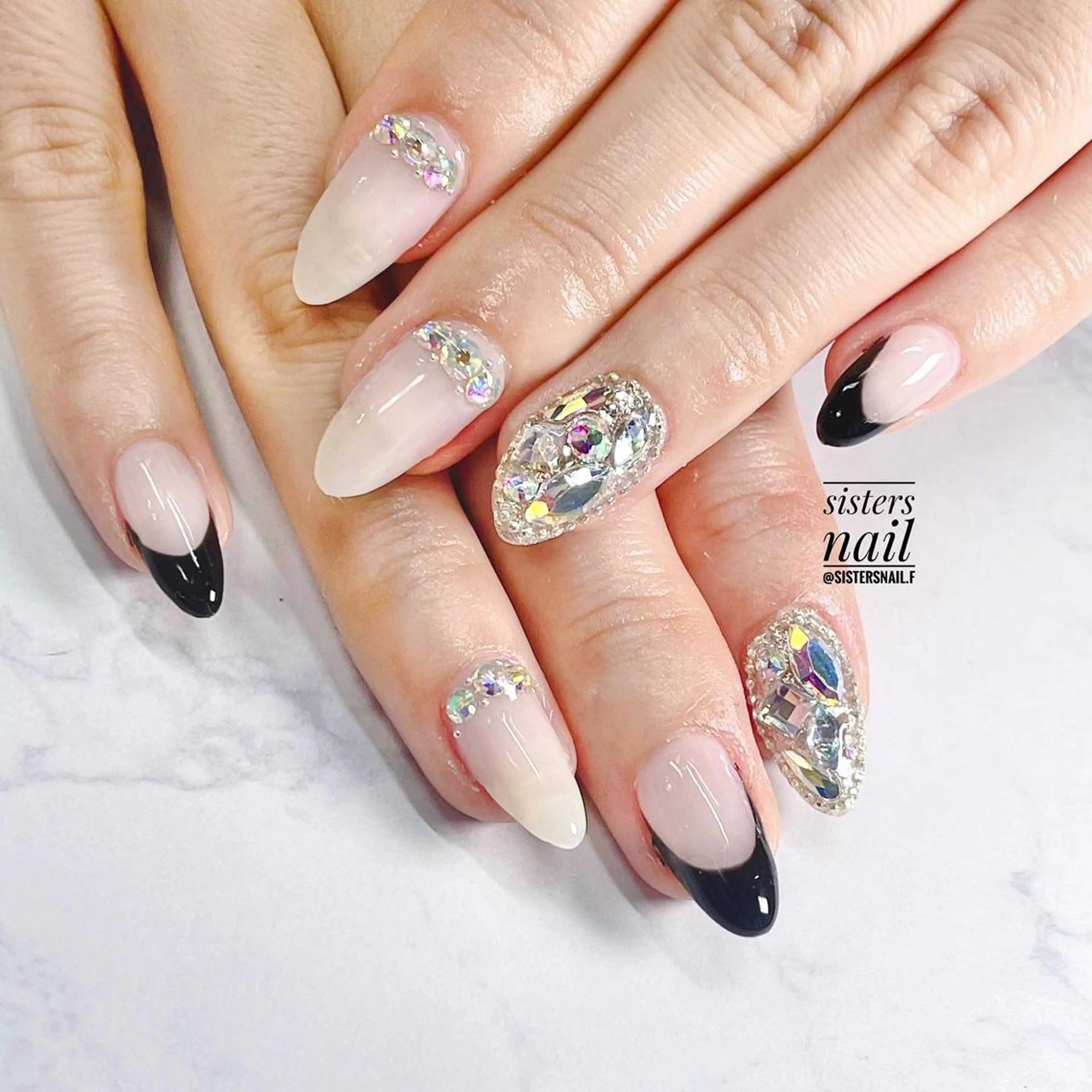 ネイル アートネイル フレンチネイル キラキラネイル 韓国ネイル 夏ネイル sisters nail.fのネイルデザイン