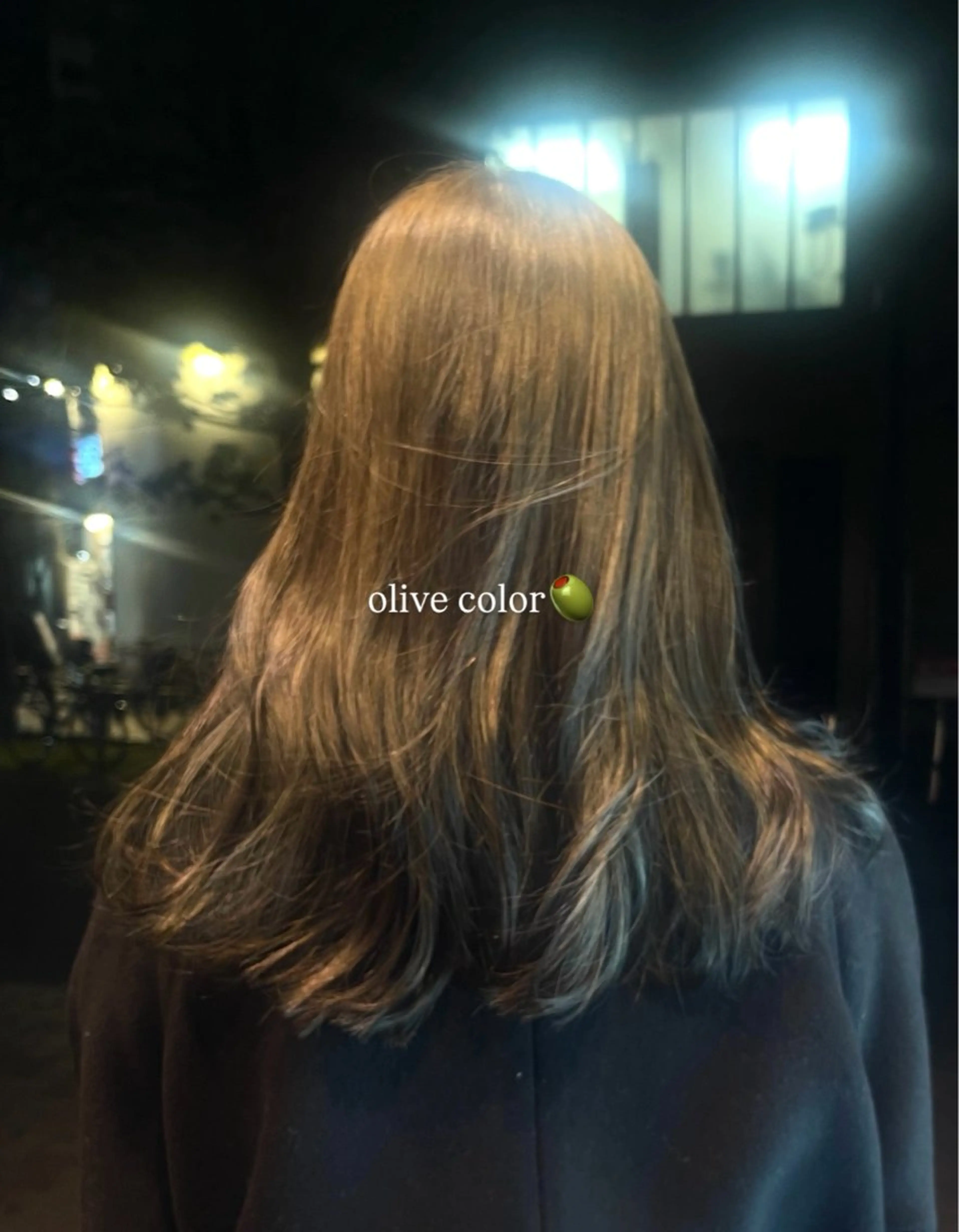 ロング ヘアカラー みたち すみれのヘアスタイル