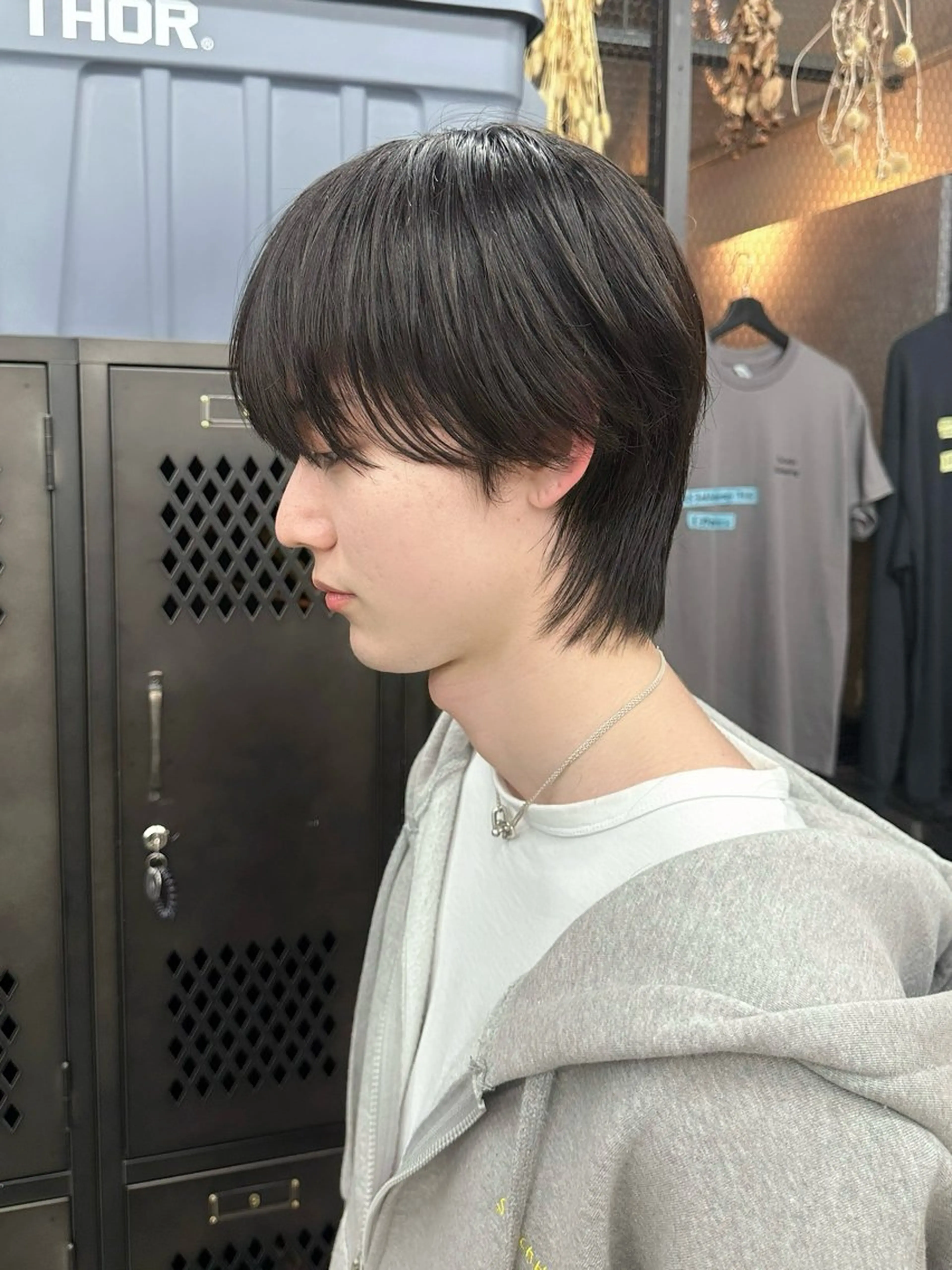 ミディアム カラー メンズ マッシュウルフ マッシュ シースルーマッシュ メンズウルフカット 黒髪 メンズ特化 🦋KANOKO🦋のヘアスタイル