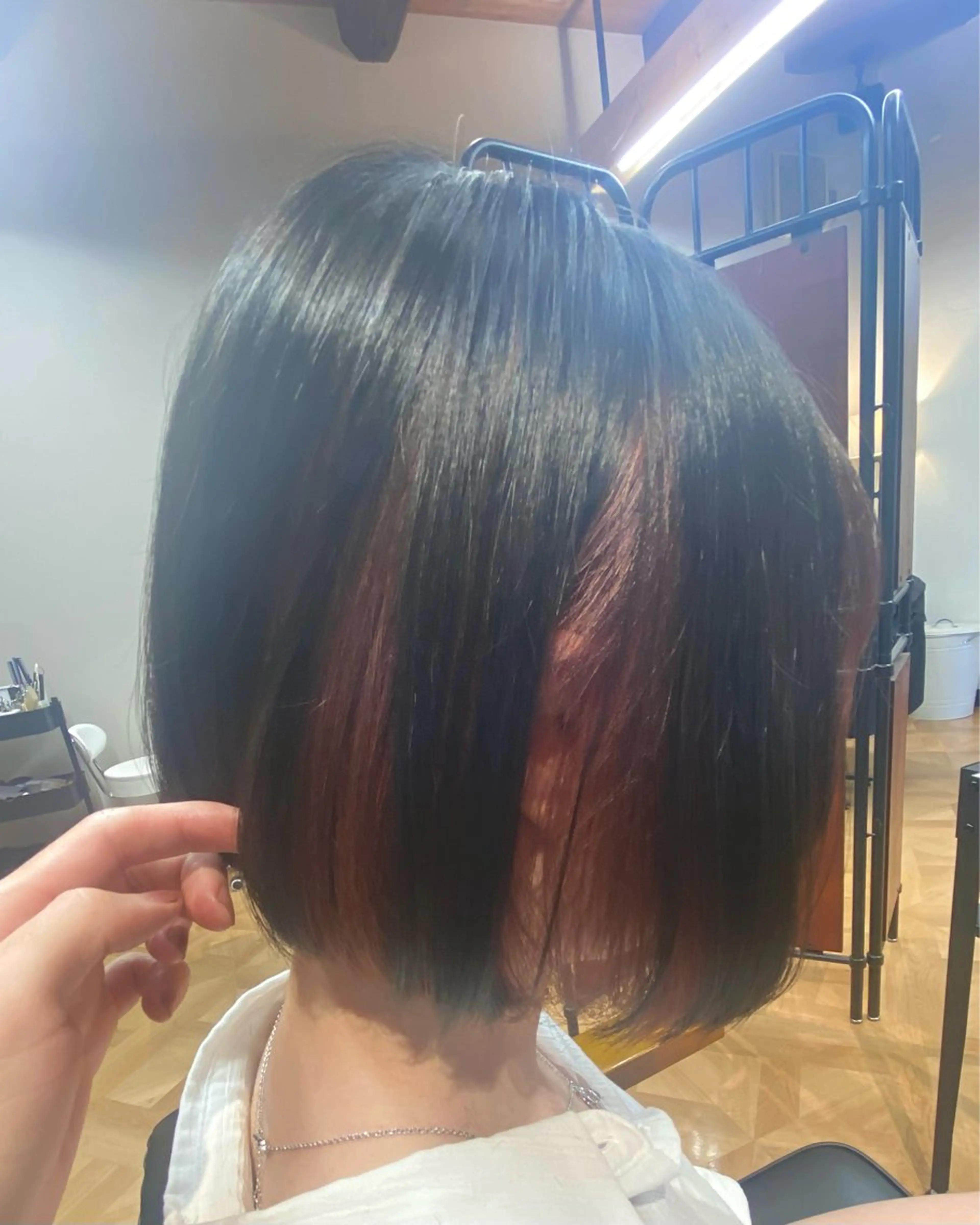 ミディアム カラー 黒髪 デザインカラー ピンクカラー ボブ カット ヘアカラー トリートメント 菅野 奏のヘアスタイル