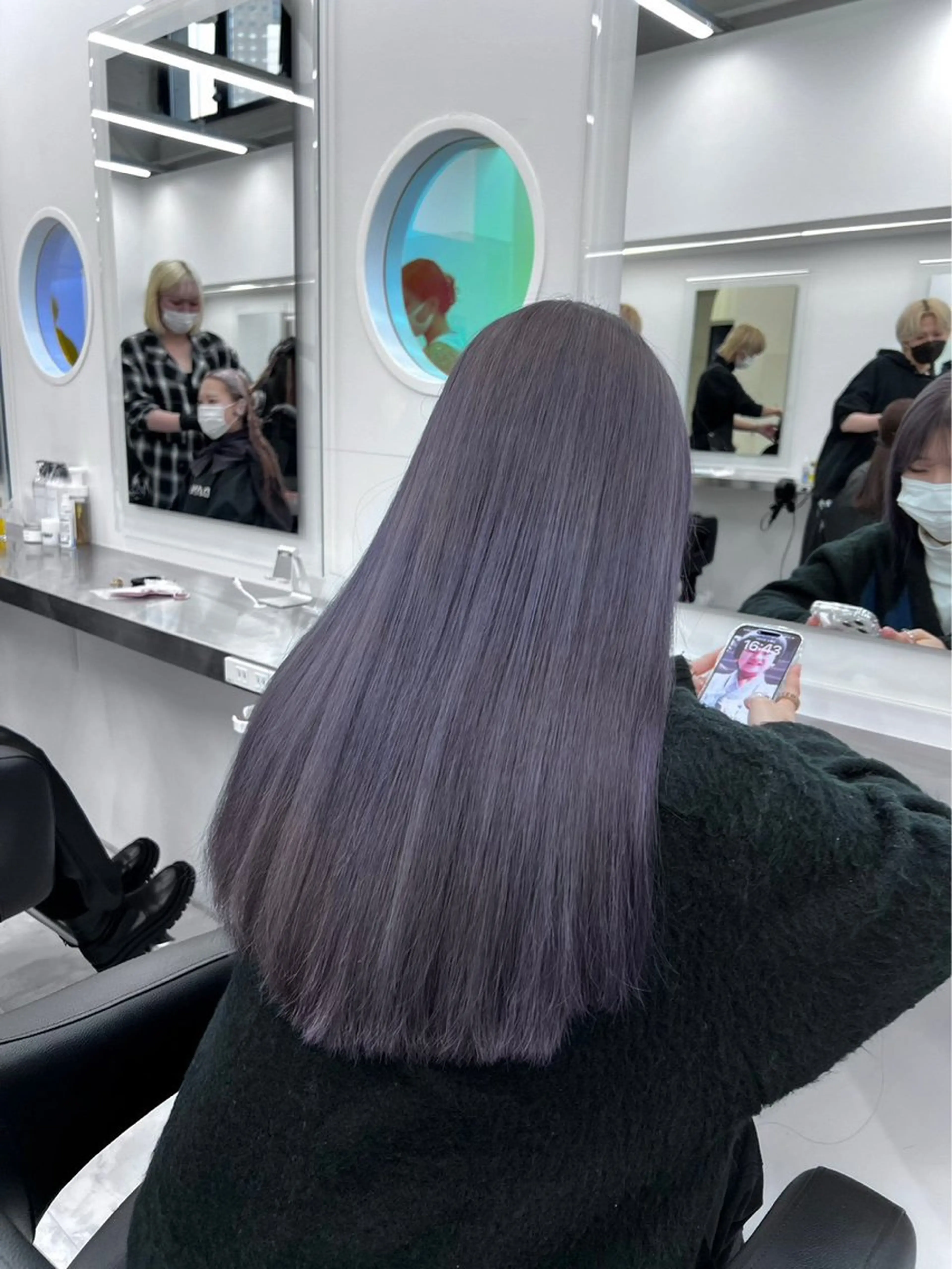 ロング カラー 岩元 心優のヘアスタイル