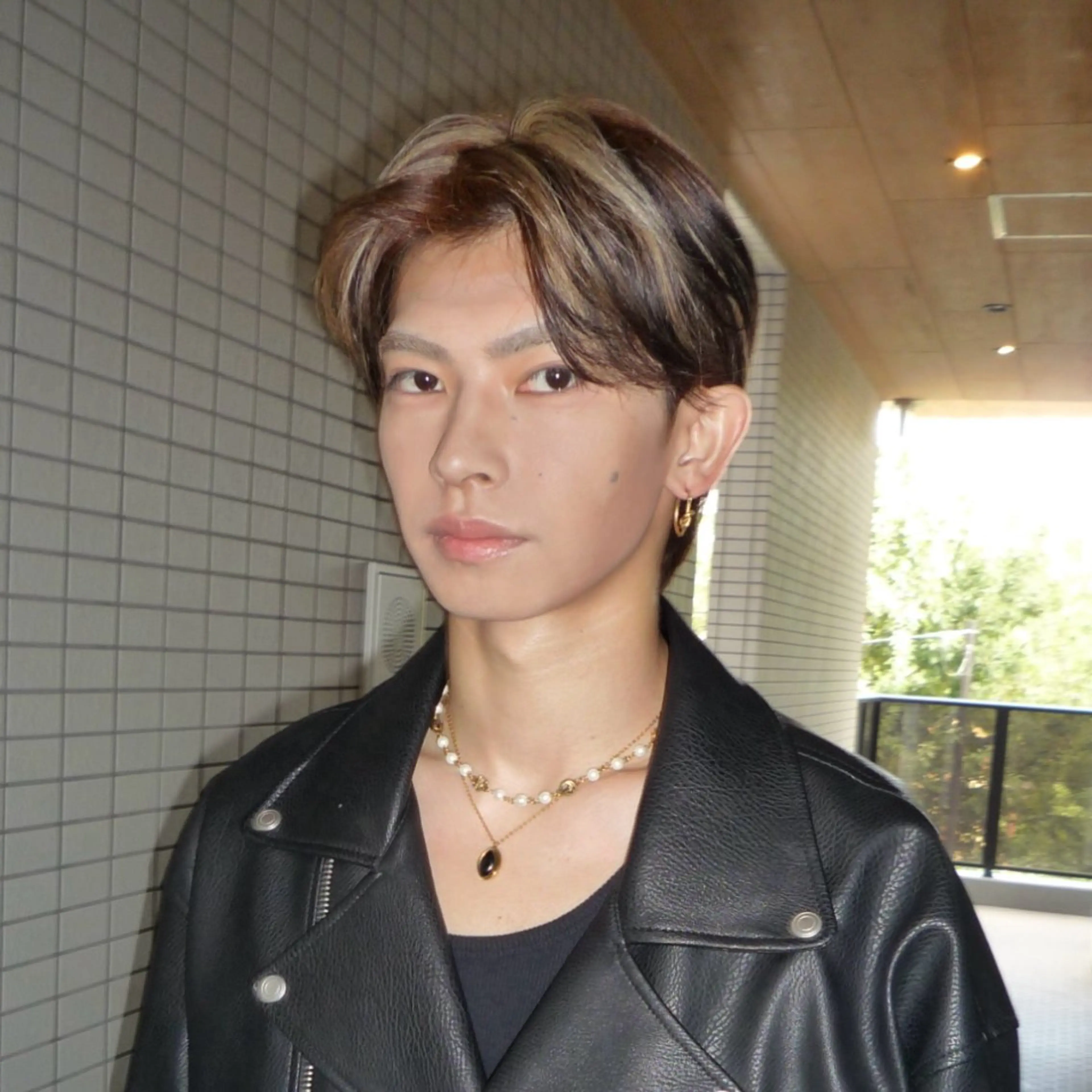 メンズ riri🎀 透カラー/曲がる縮毛のヘアスタイル