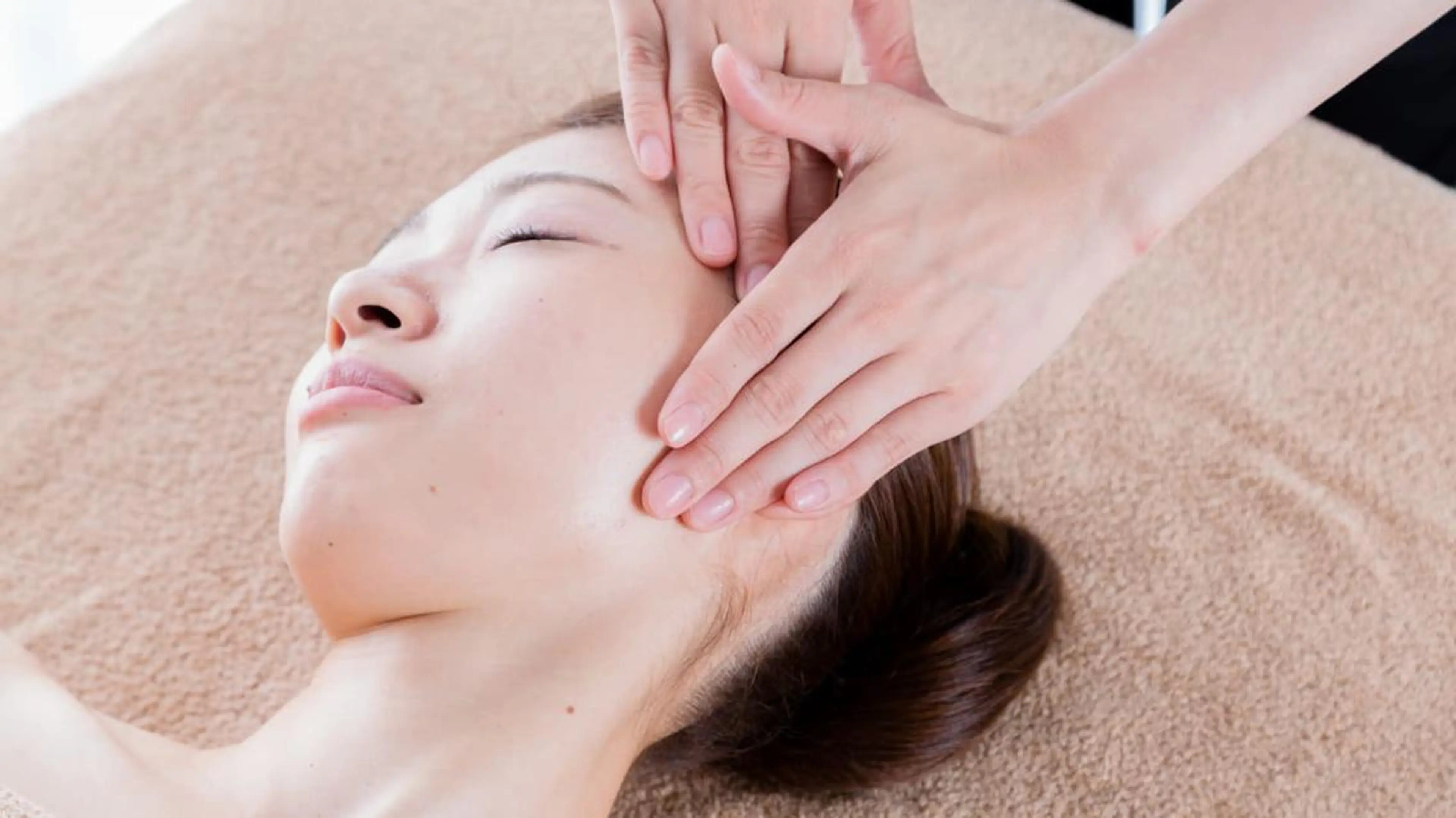 ラヴィールサロン 札幌店のエステ・リラクイメージ