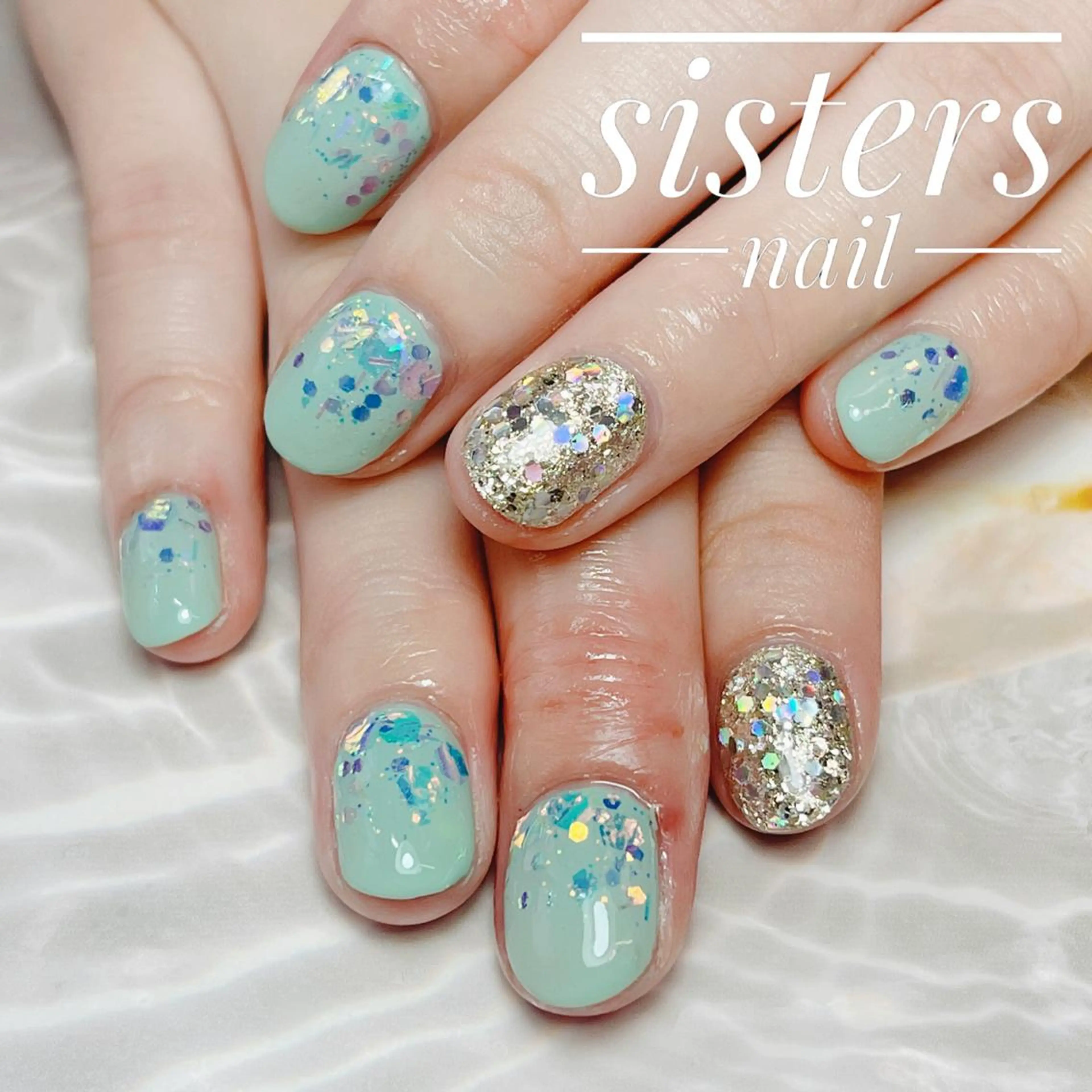 ネイル アートネイル グリーン ホログラムネイル キラキラネイル ニュアンスネイル sisters nail.fのネイルデザイン